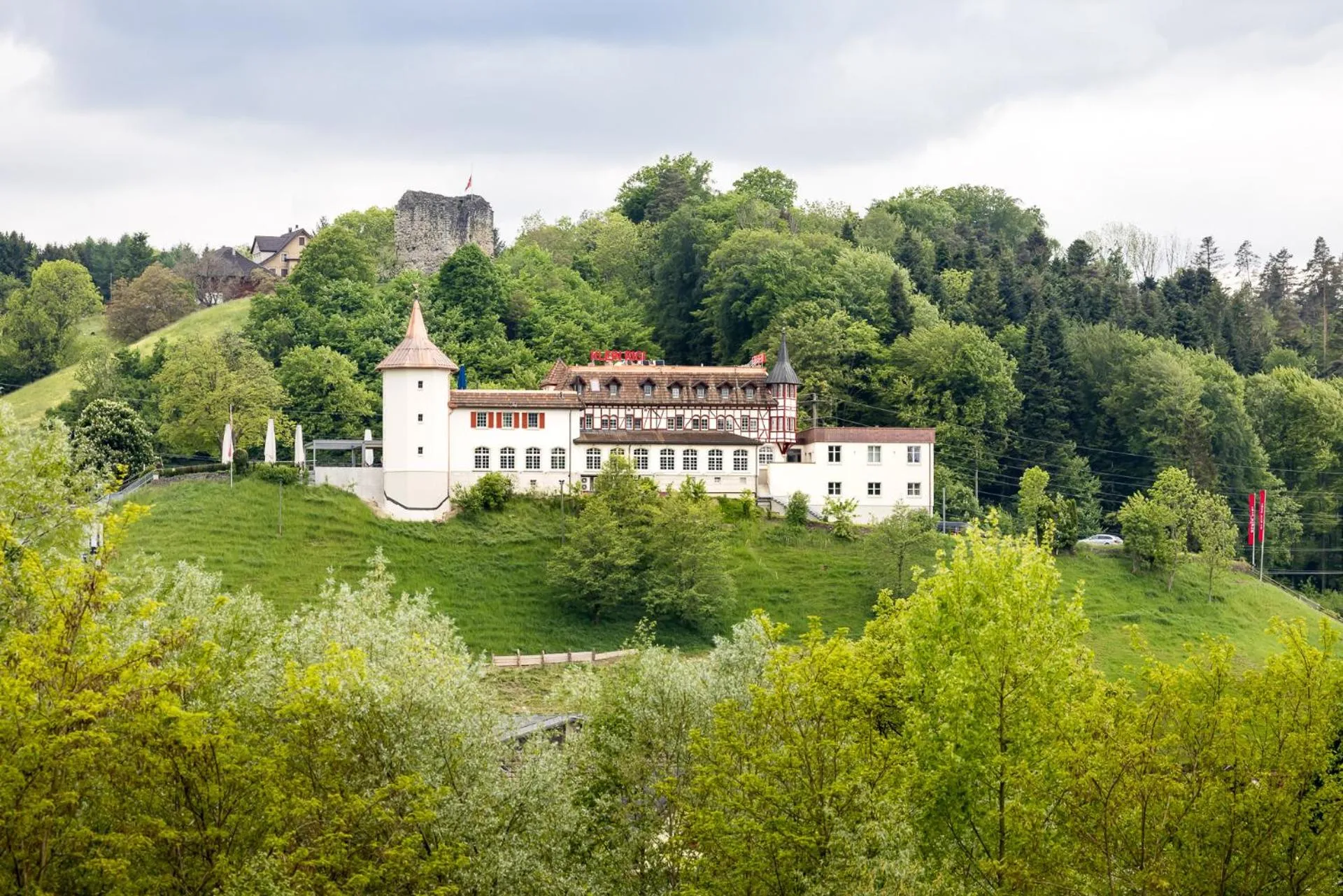 Property building in Klein Rigi