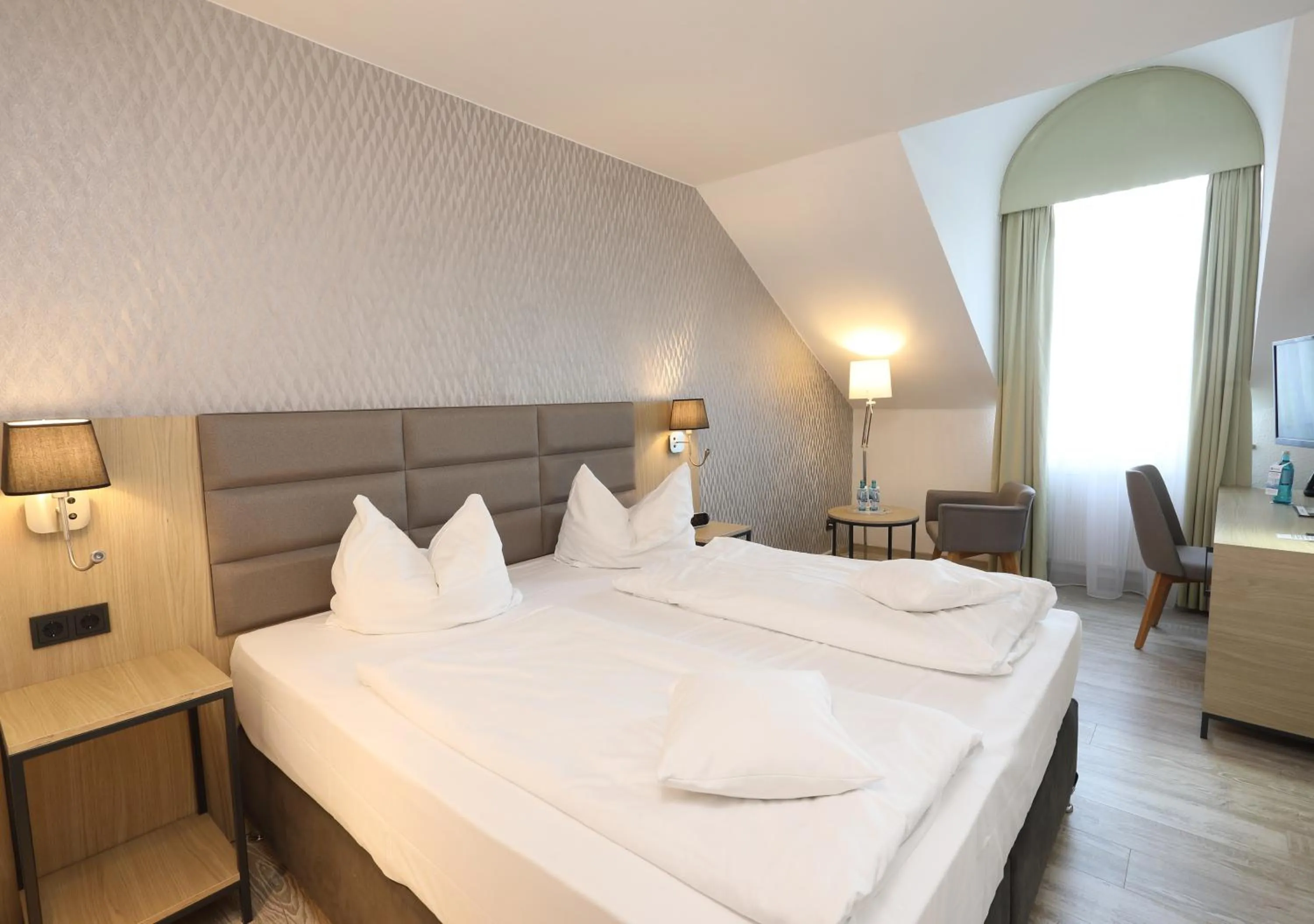 Photo of the whole room, Bed in Best Western Hotel Rosenau