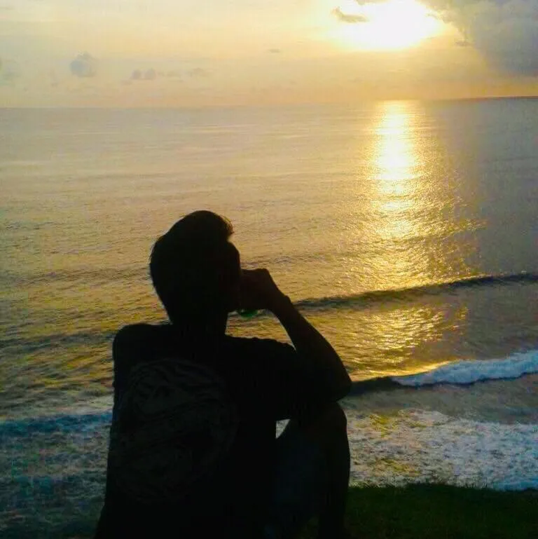 Tropical Sunday Bungalow - Surf And Stay