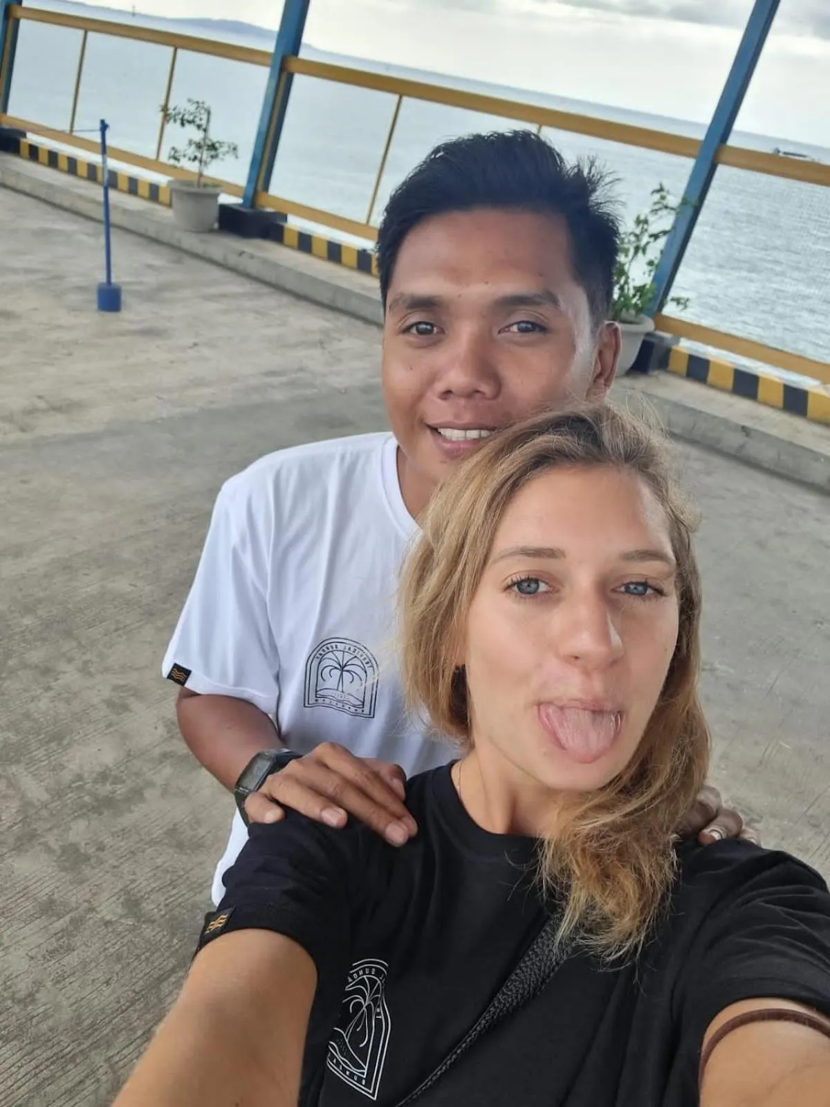 Tropical Sunday Bungalow - Surf And Stay