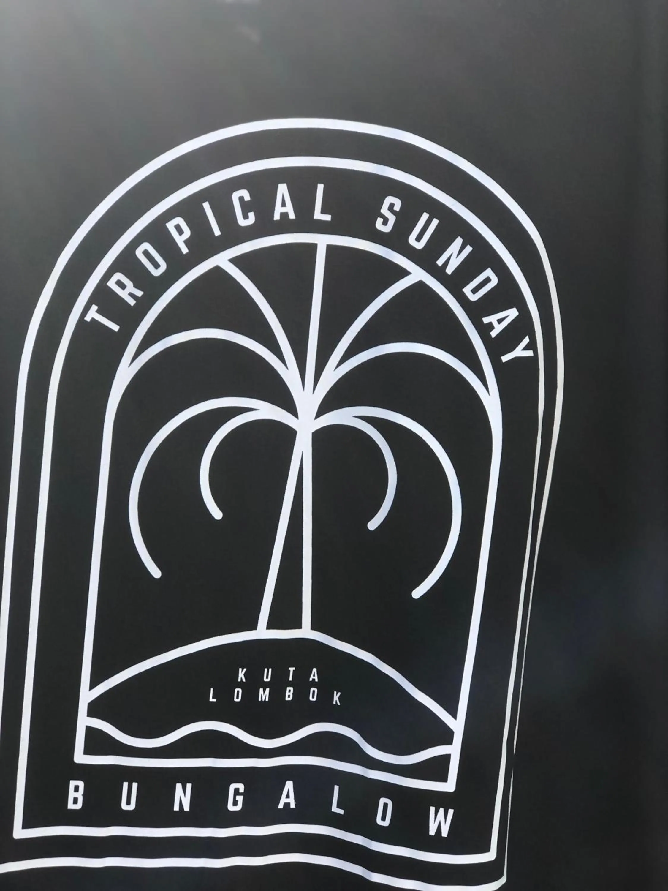 Tropical Sunday Bungalow - Surf And Stay