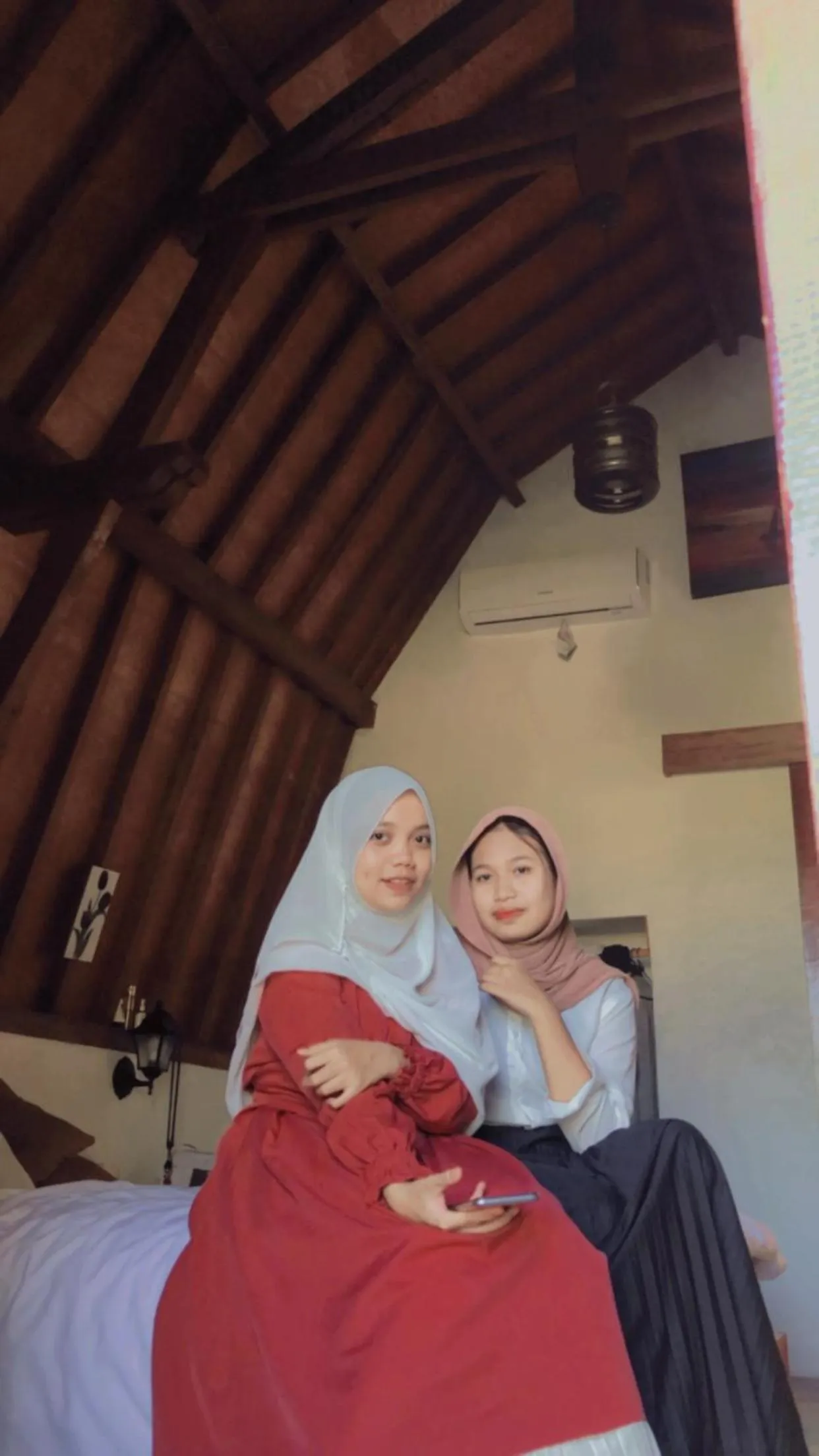 Lounge or bar in Tropical Sunday Bungalow - Surf And Stay