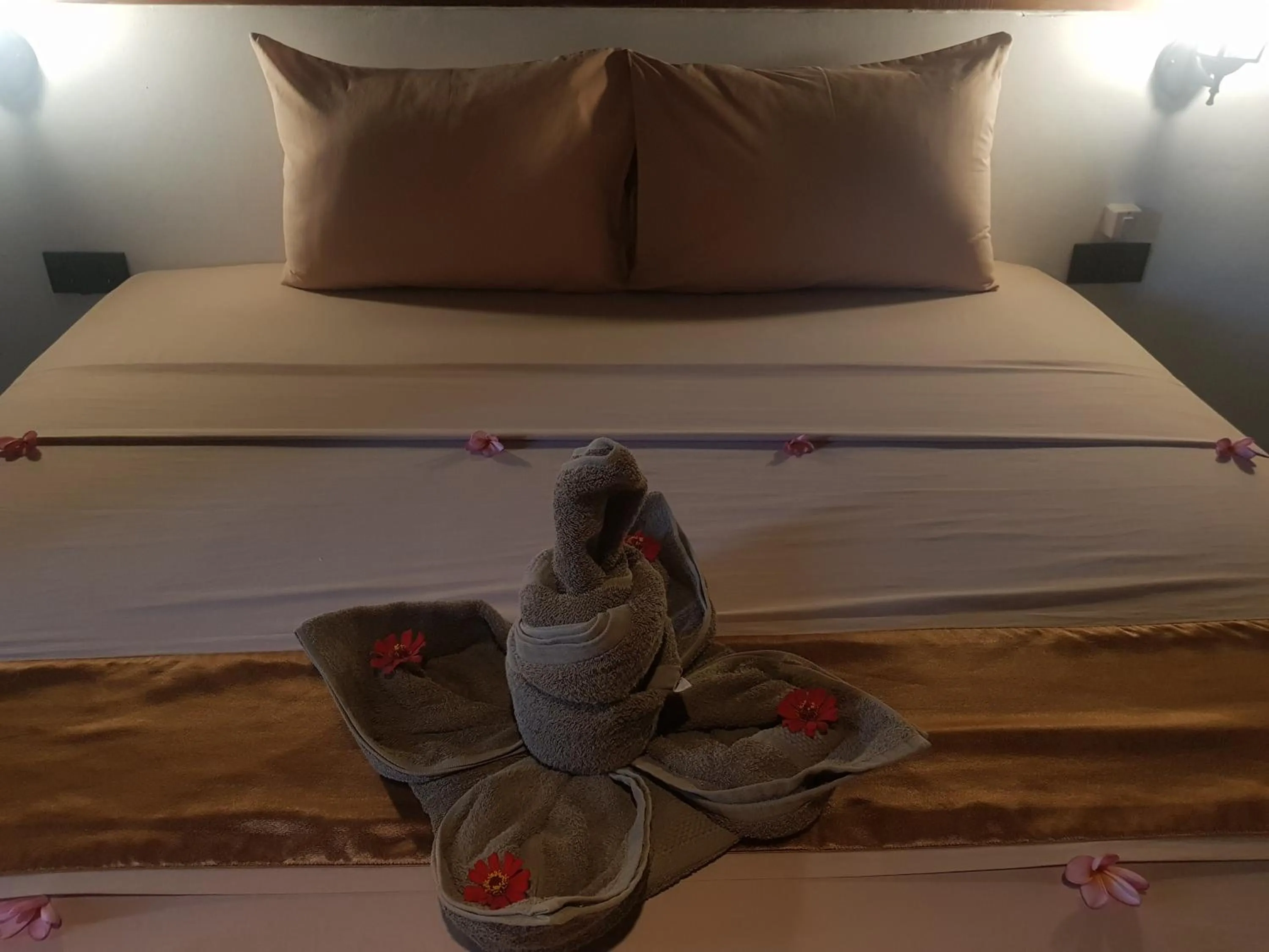 Bedroom in Tropical Sunday Bungalow - Surf And Stay