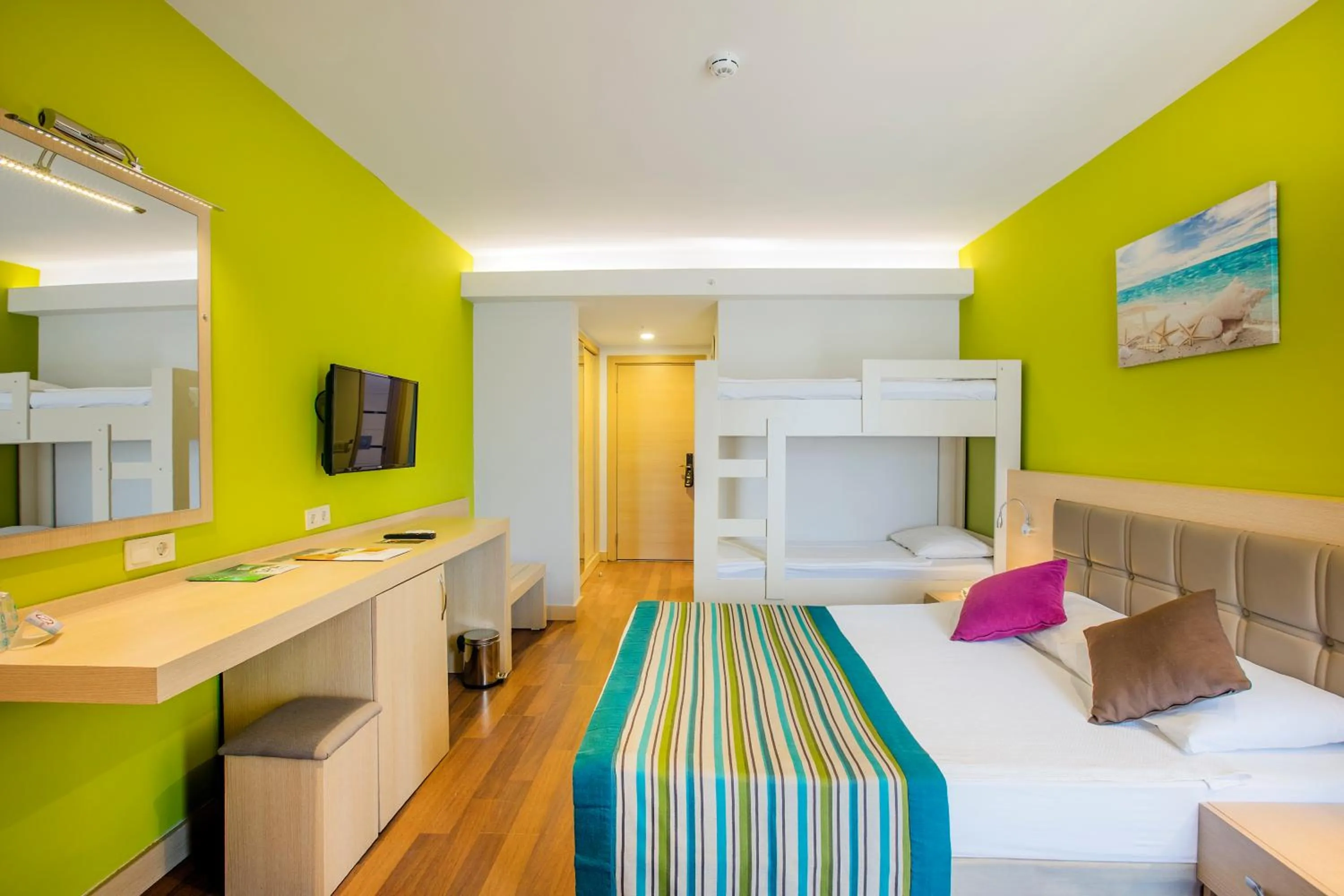 Massage in MIRA MERIDIA BEACh RESORT HOTEL