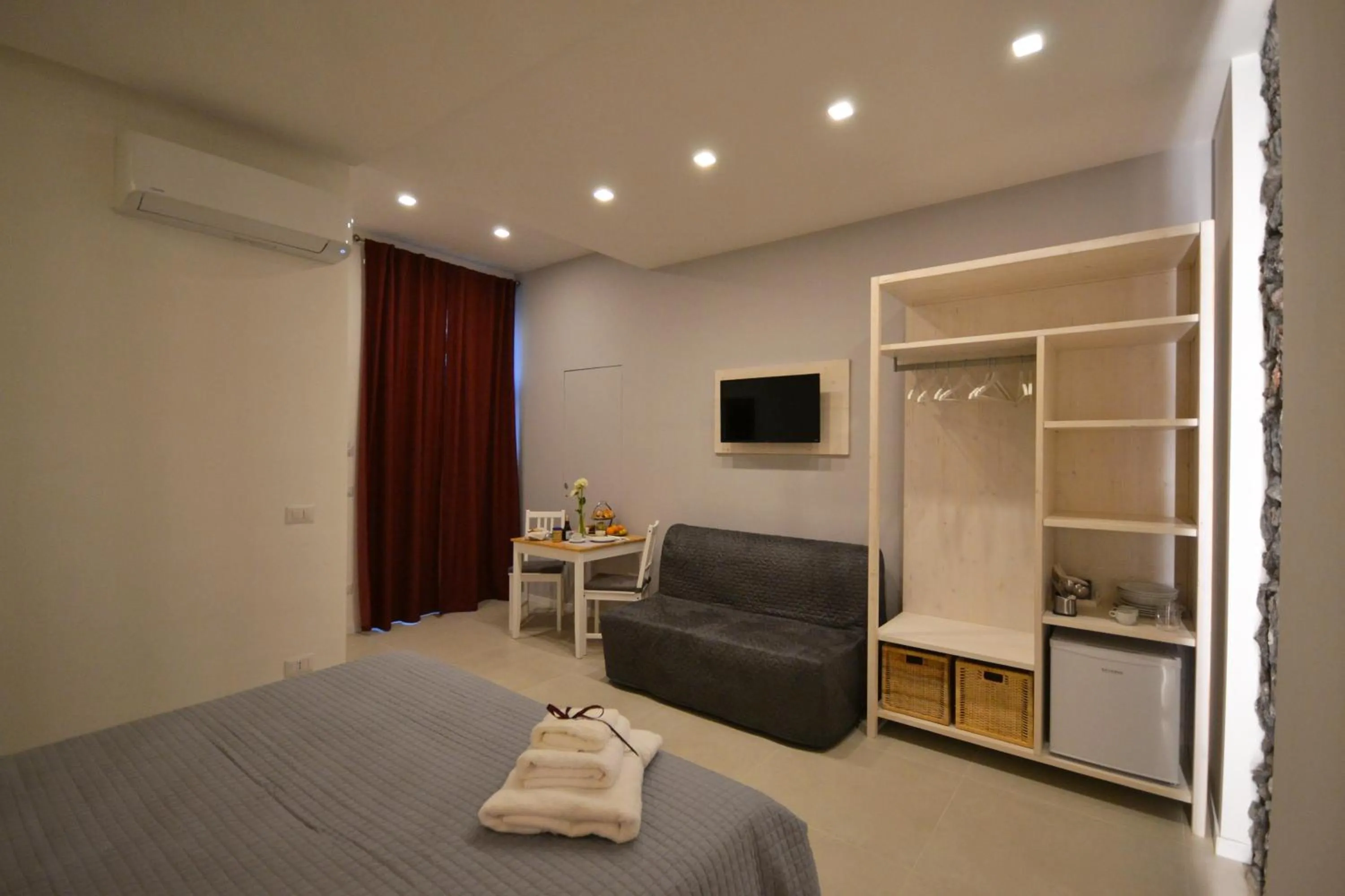 Bed in B&B Donna Marisa