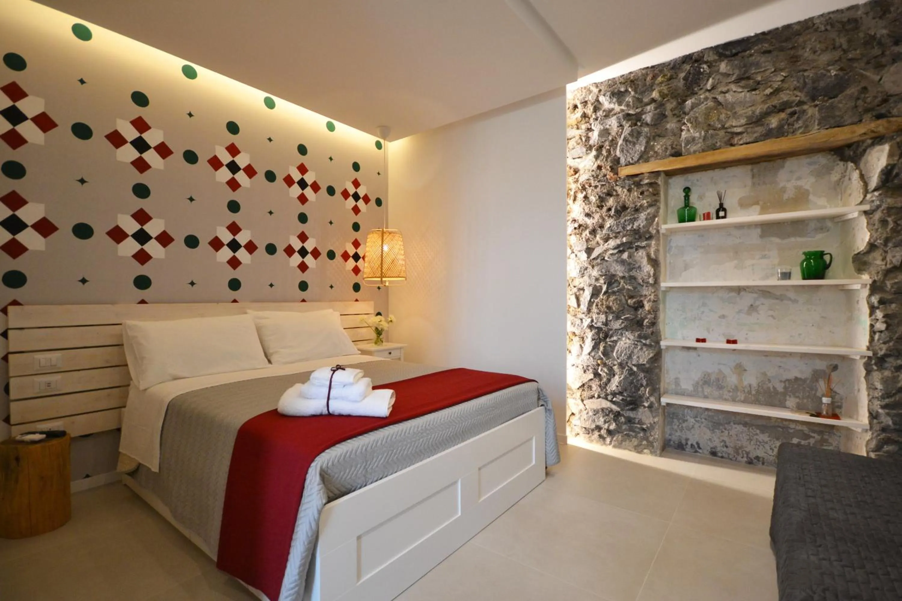 Photo of the whole room, Bed in B&B Donna Marisa