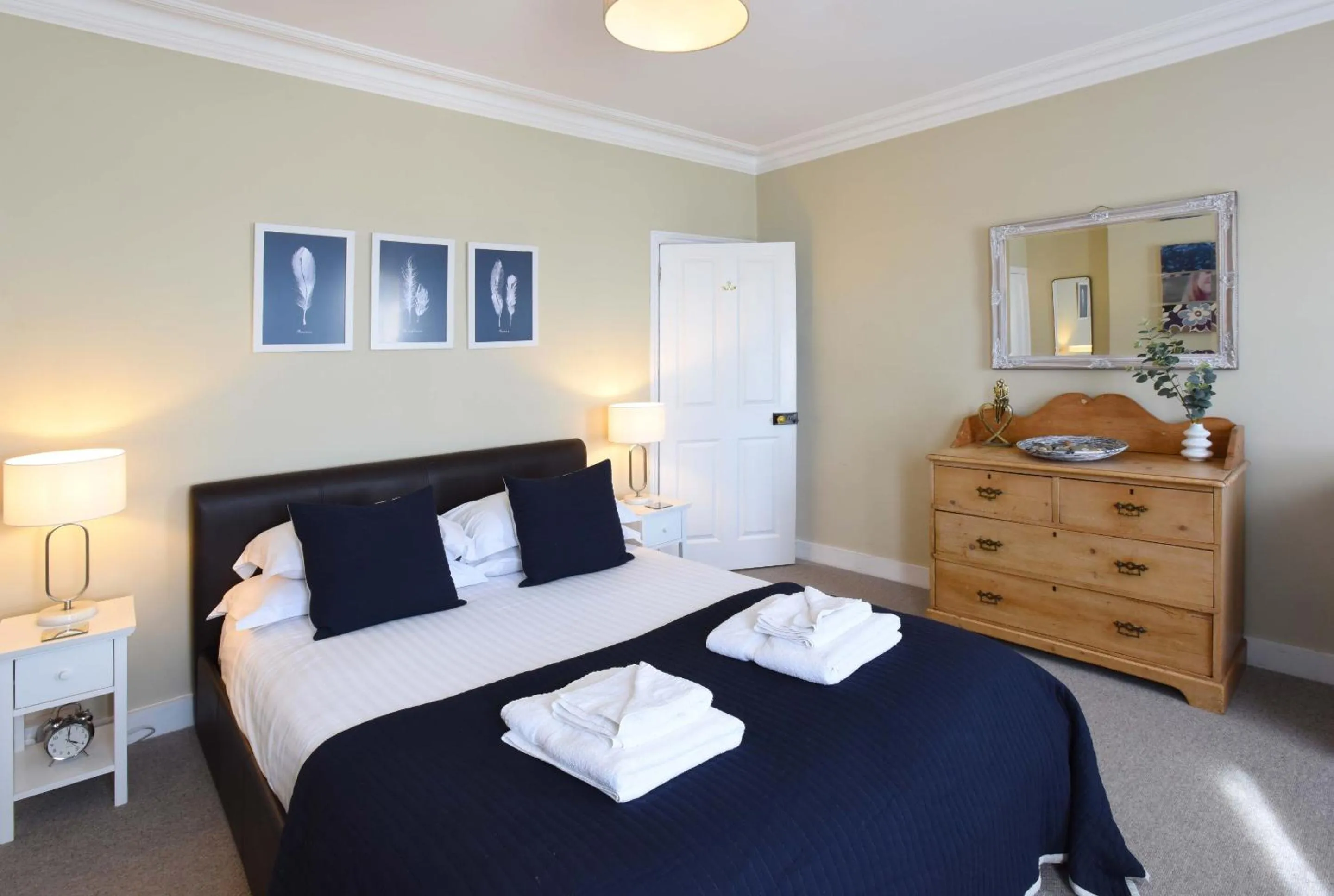 Bedroom, Bed in Iconic Art House at The Old Fire Station Canterbury - Free Parking