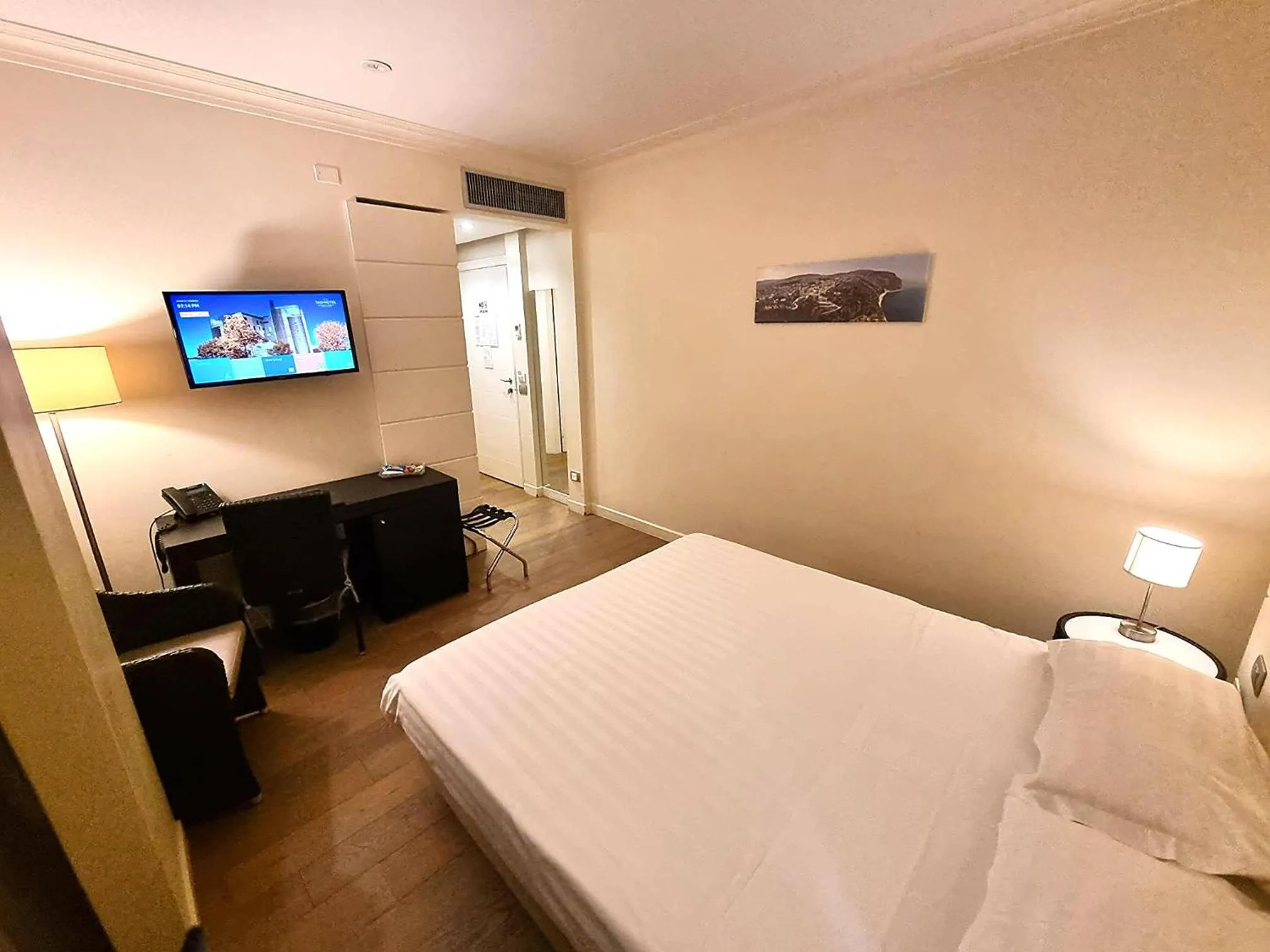 Bedroom, Bed in Tag Hotel