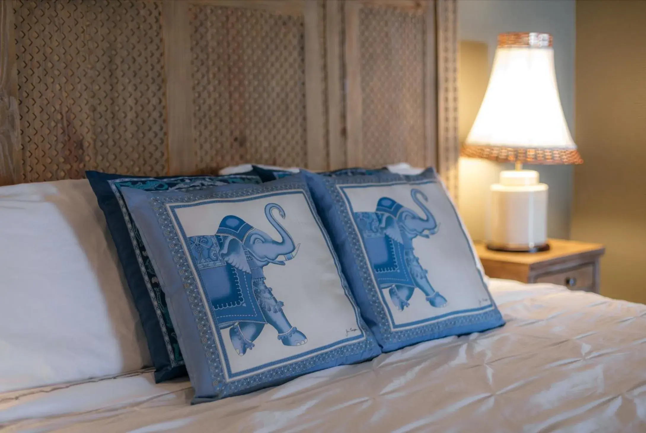 King Room in Bann at Oak Knoll Napa King Room in Bann at Oak Knoll Napa