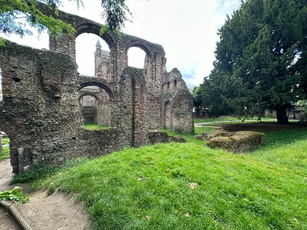 Nearby landmark in Aspire 860