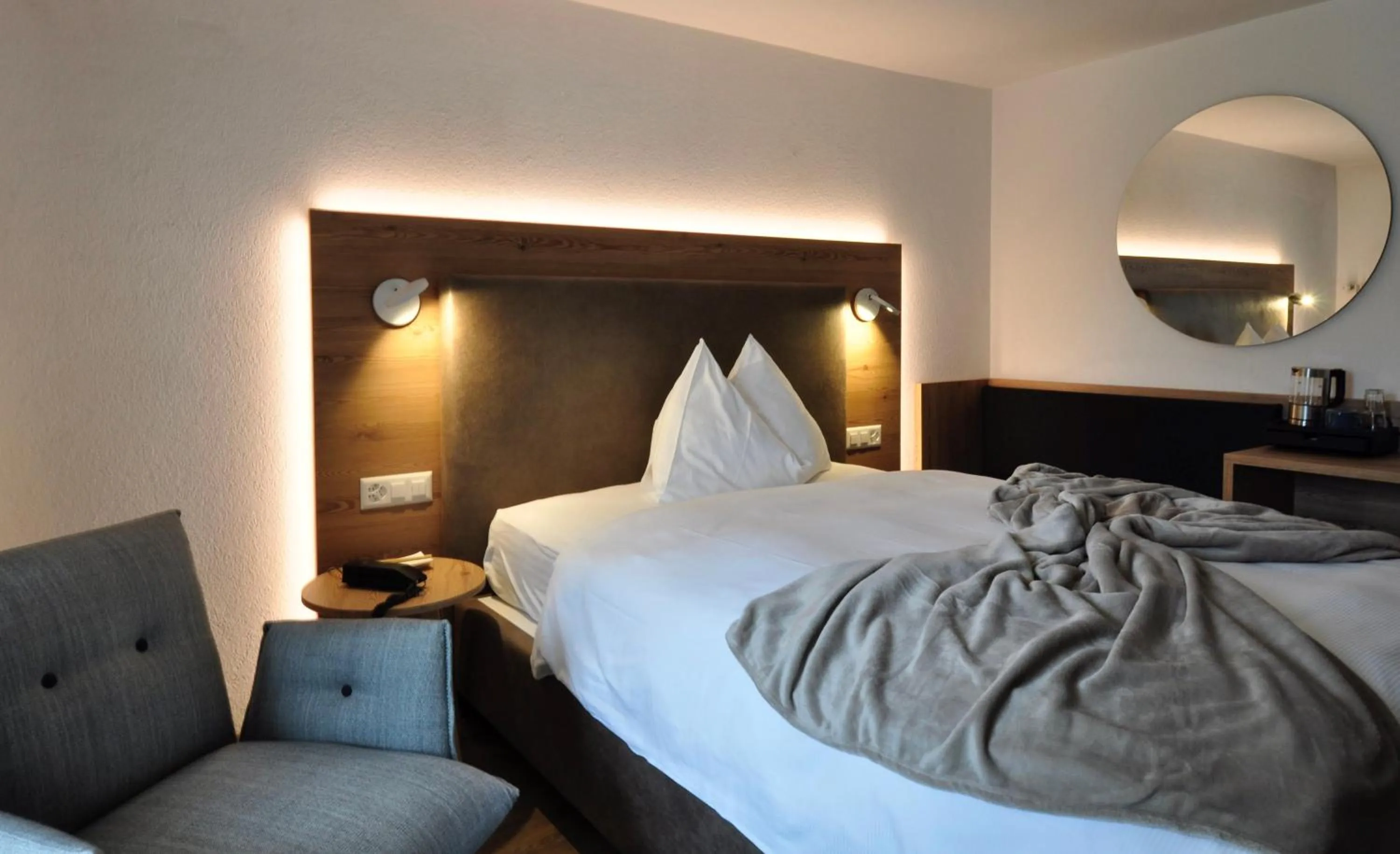 Photo of the whole room, Bed in Hotel Bernina