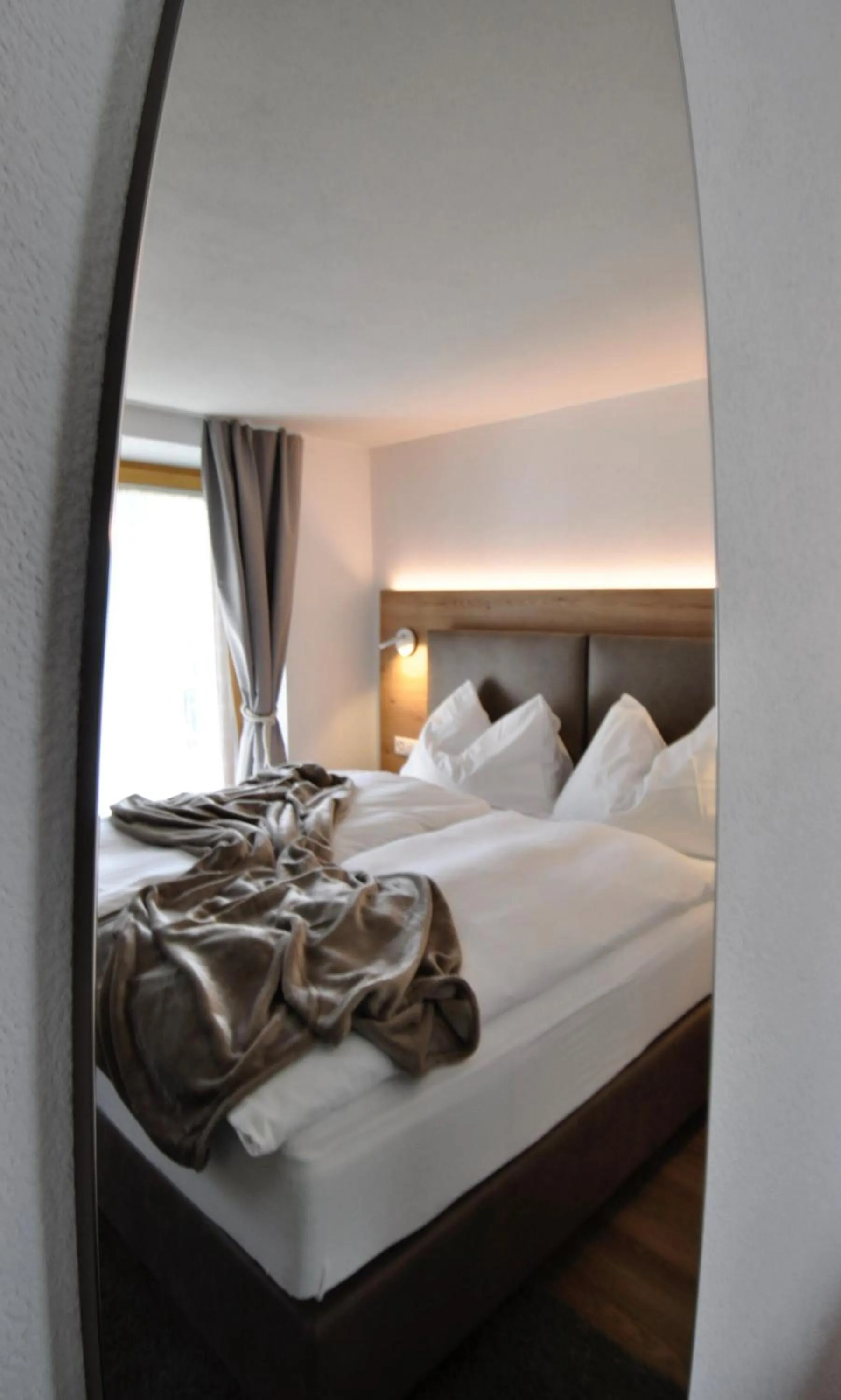 Photo of the whole room, Bed in Hotel Bernina