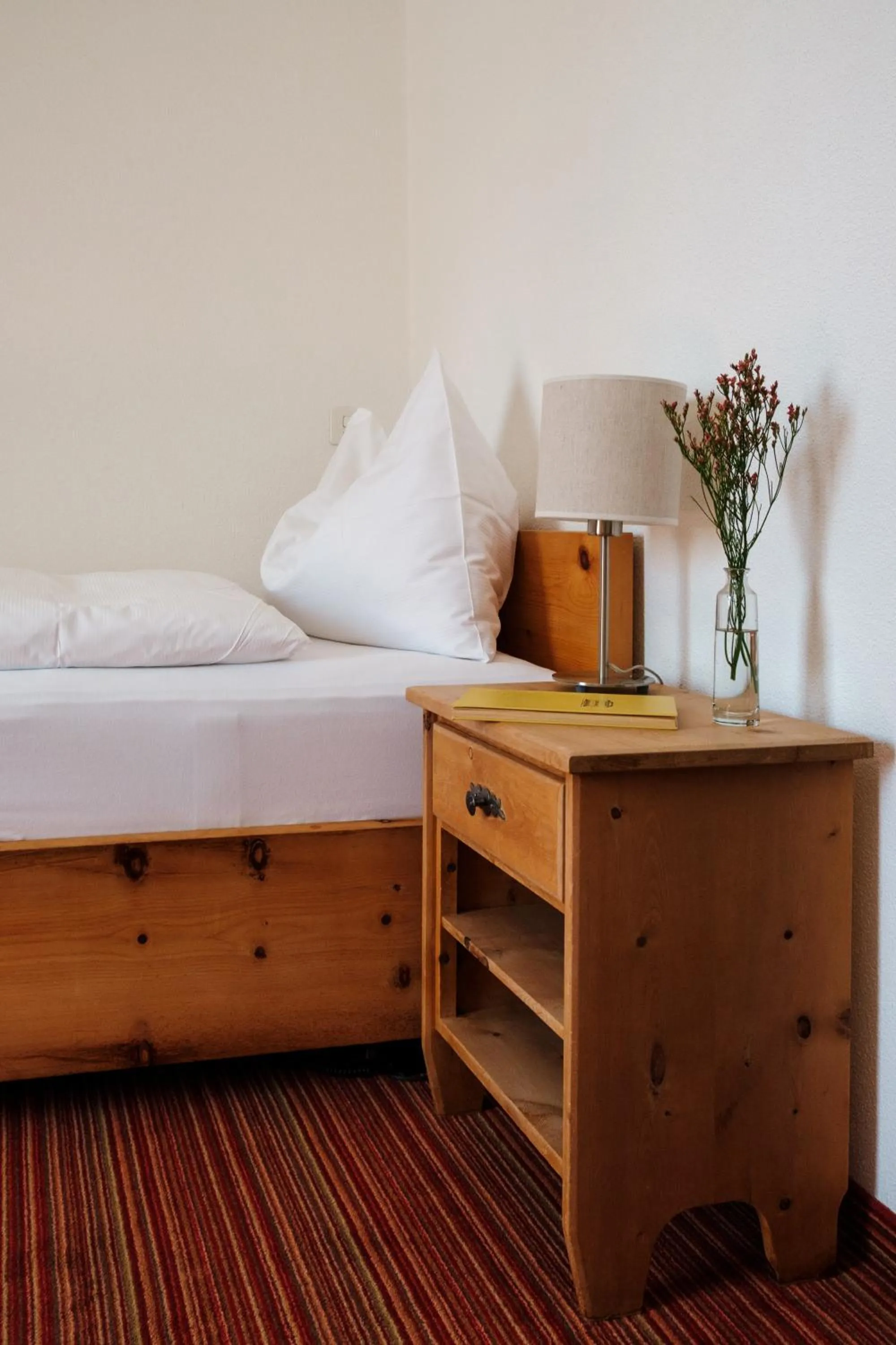 Bedroom, Bed in Hotel Bernina