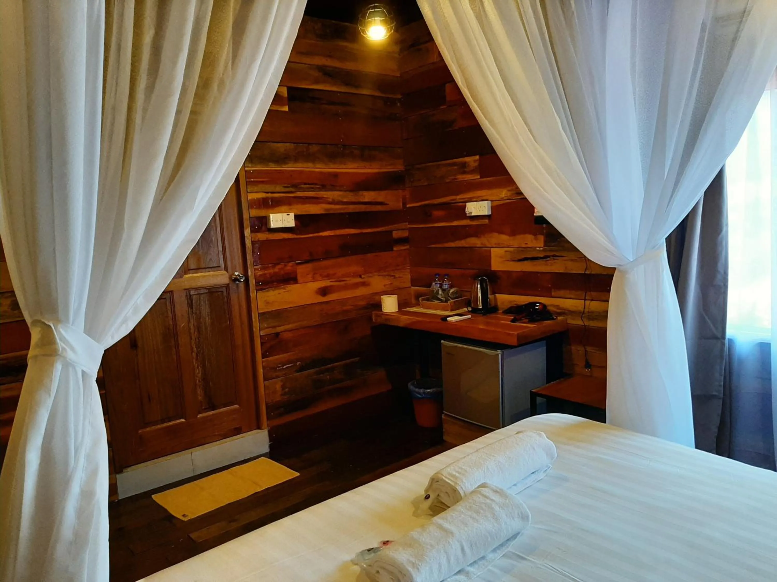 Bed in Utan Teluk Nipah