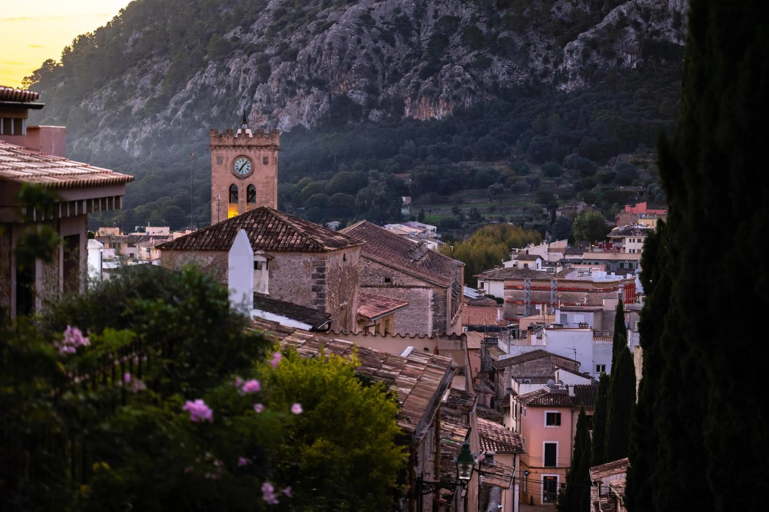 Darts in Family villa can Tomeu By homevillas360