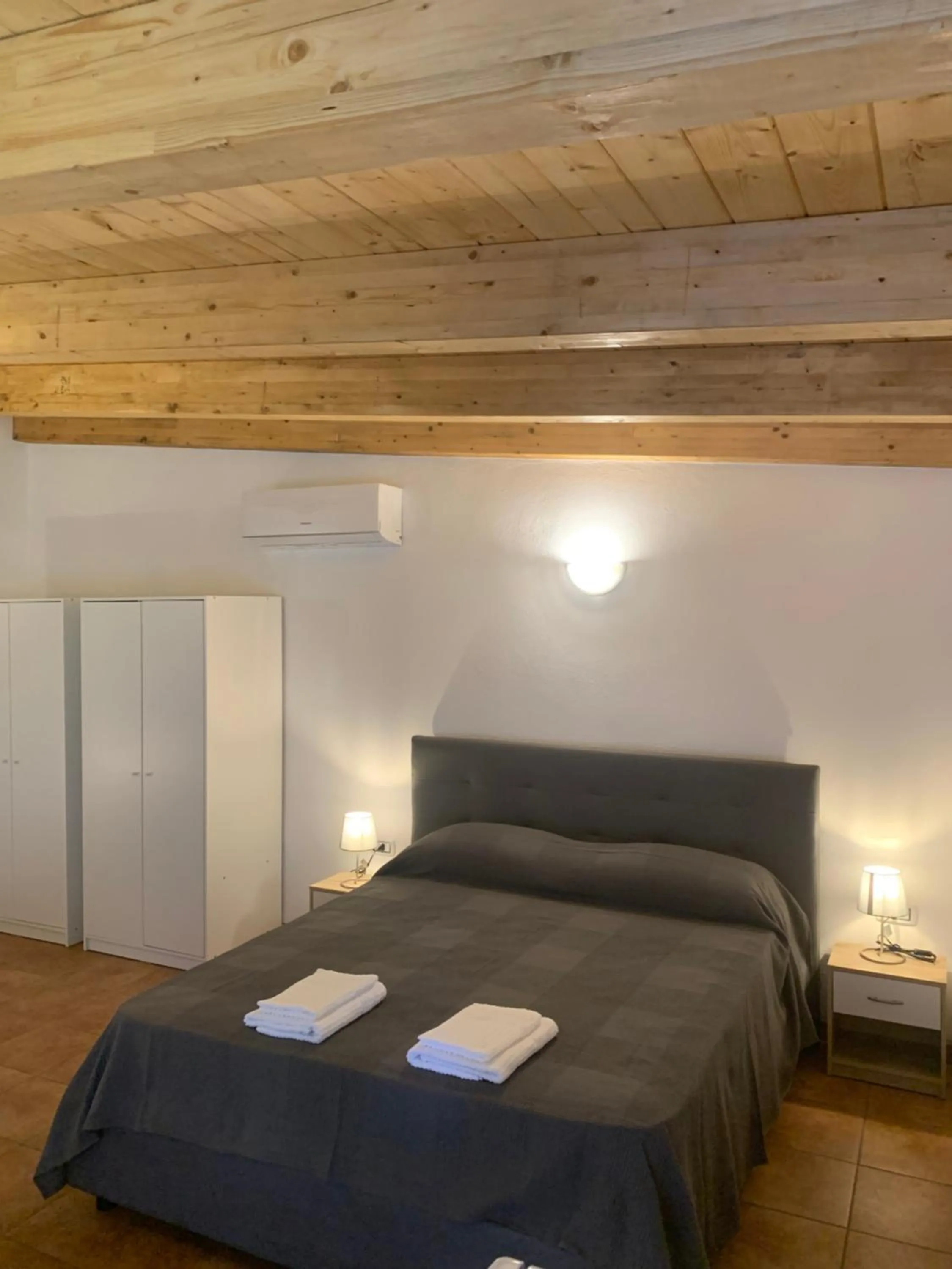 B&B BUICOVILLE CAMEROTA