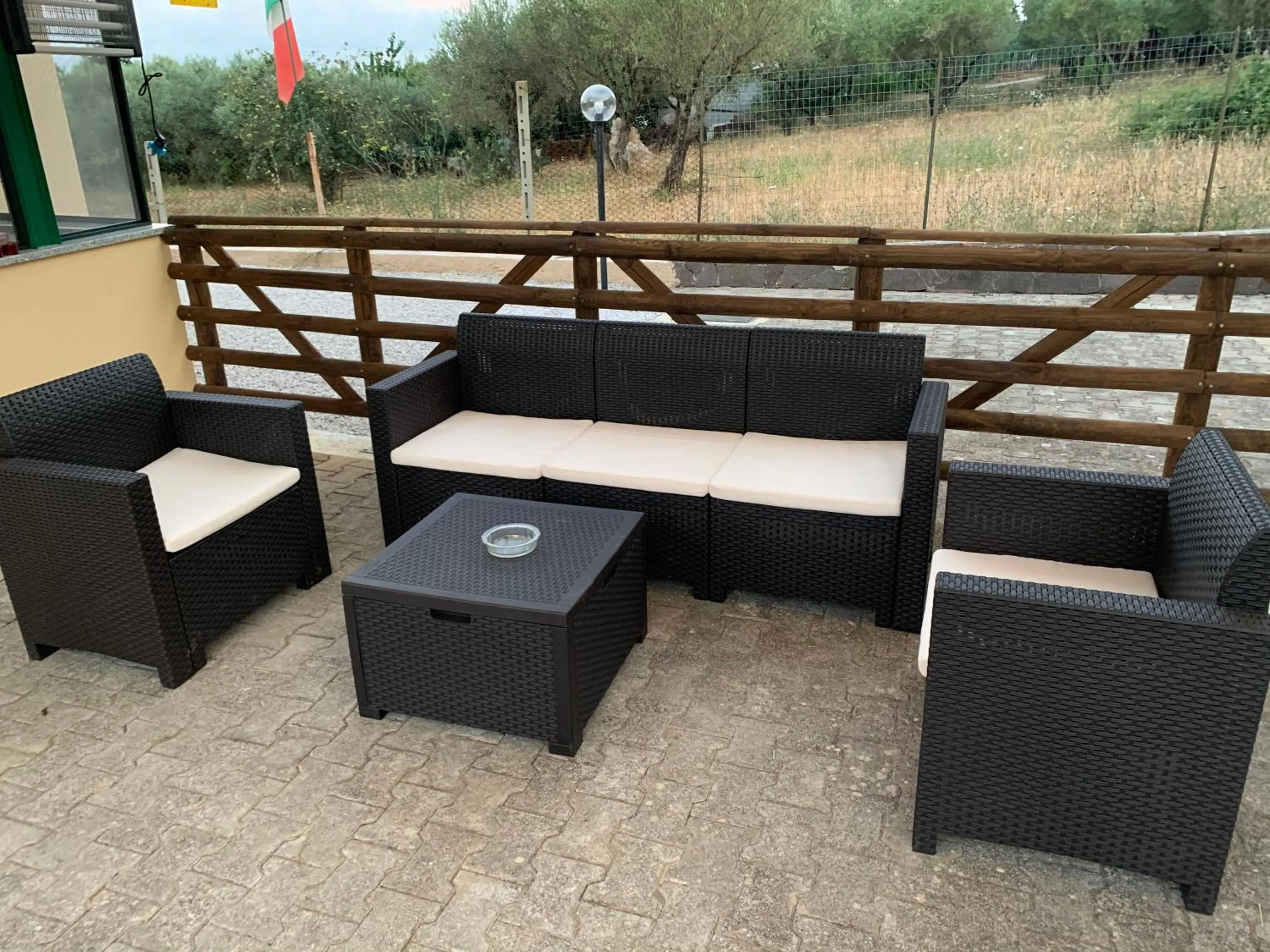 B&B BUICOVILLE CAMEROTA