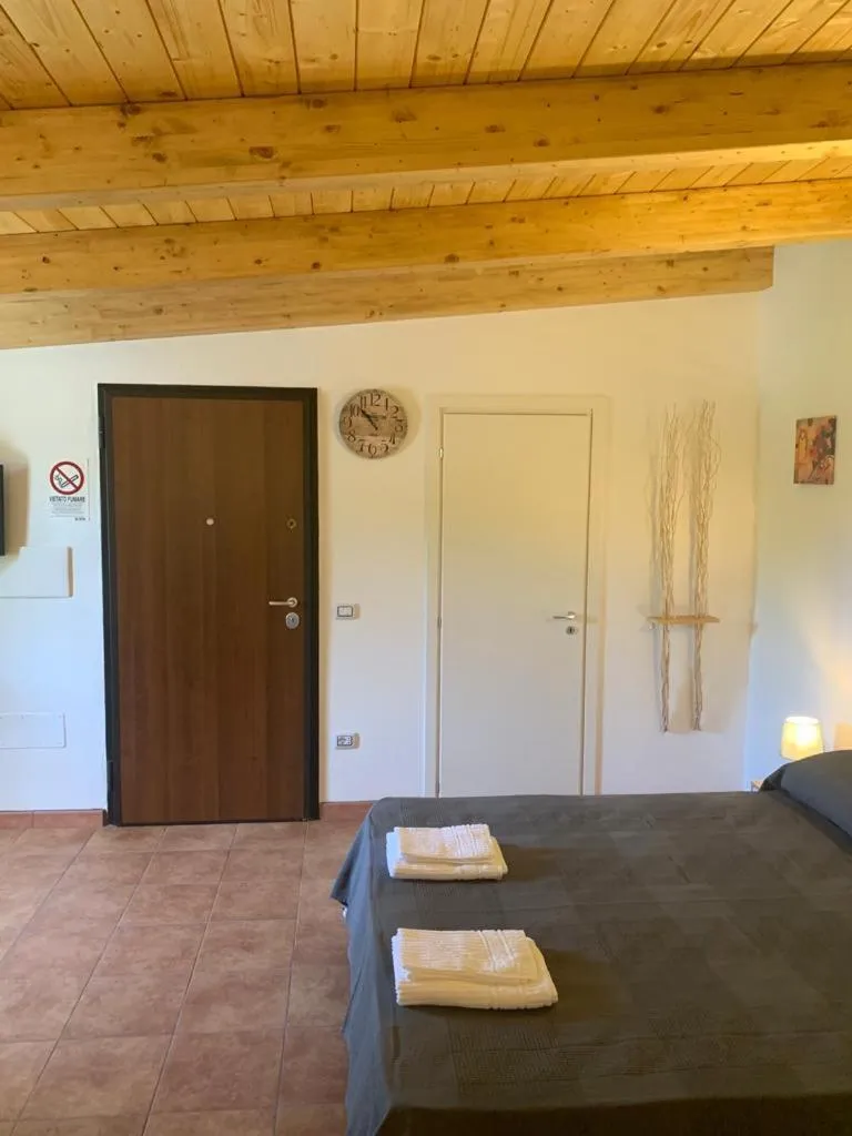 B&B BUICOVILLE CAMEROTA