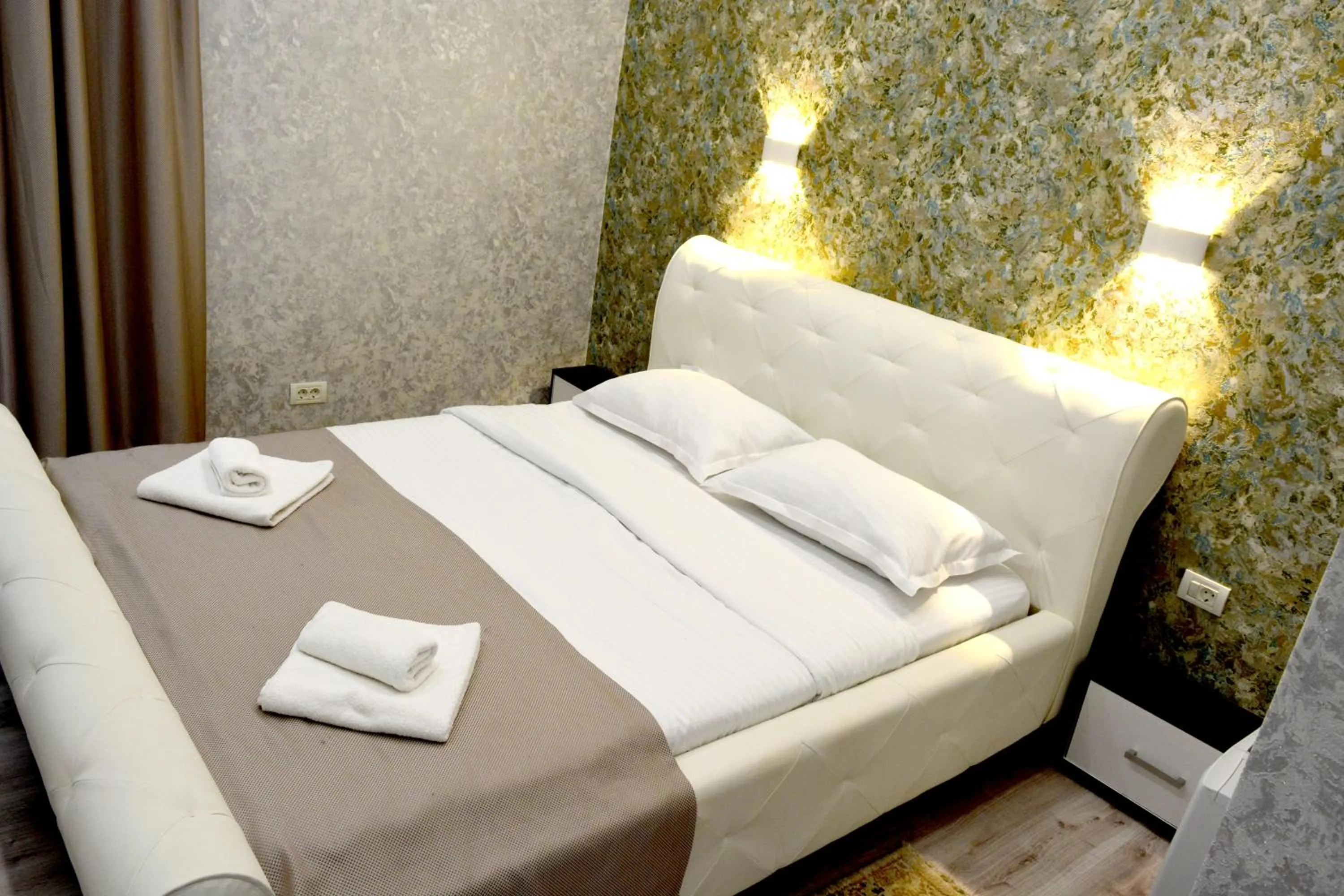 Bed in Arizet Boutique Mamaia