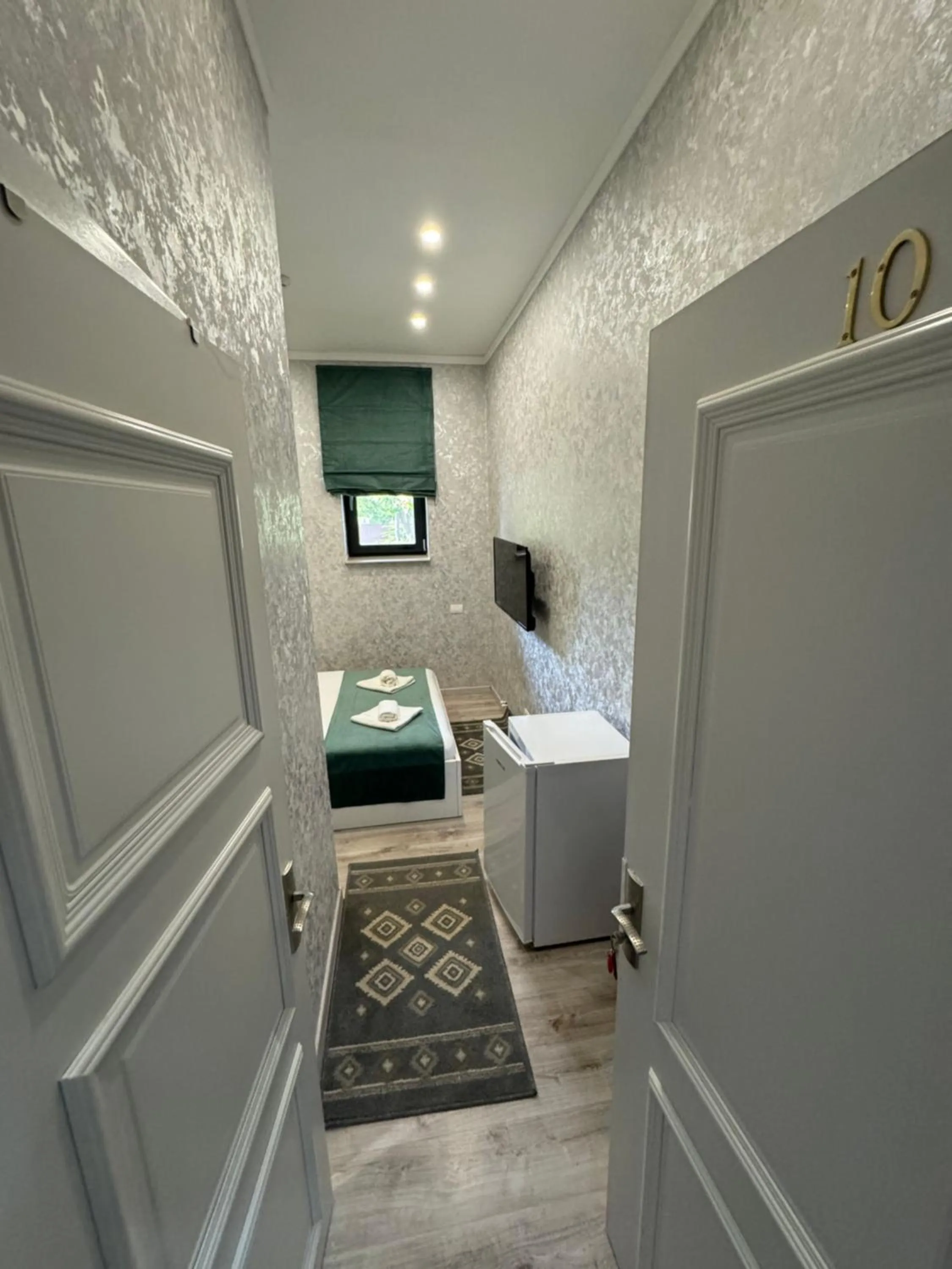 Bed in Arizet Boutique Mamaia