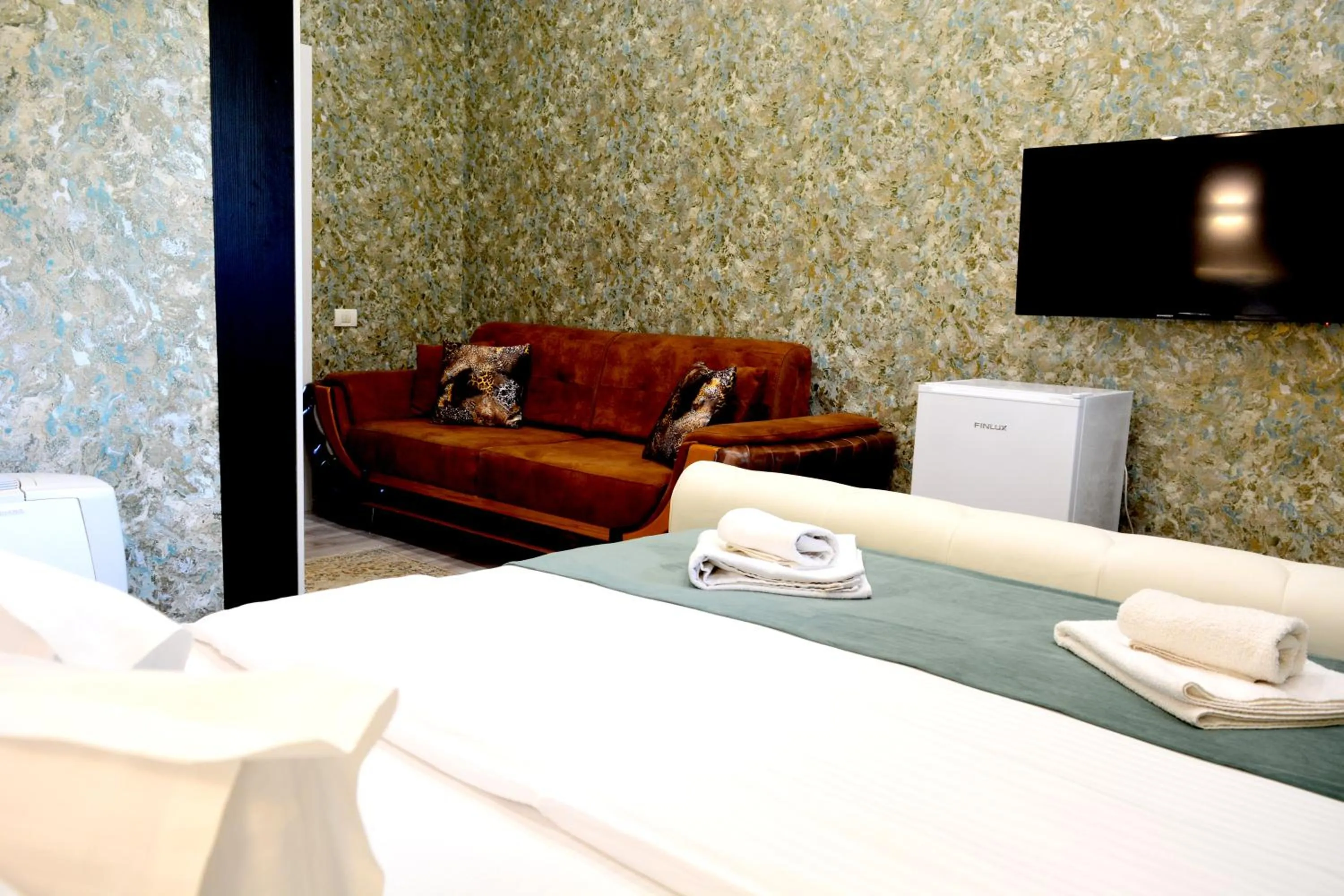 Bed in Arizet Boutique Mamaia