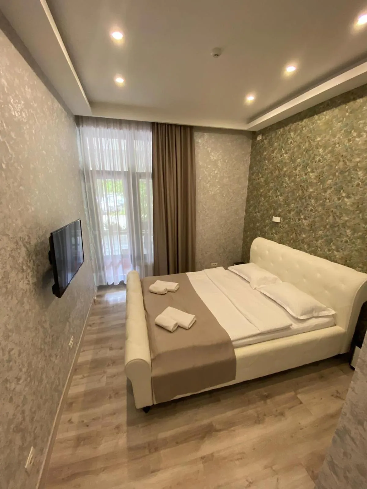 Bed in Arizet Boutique Mamaia