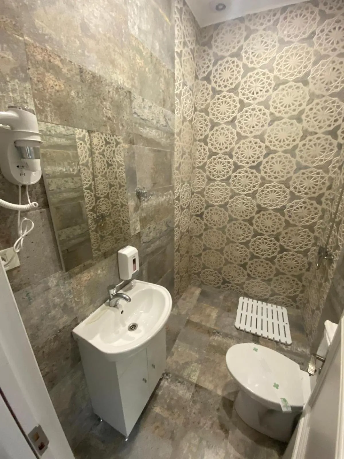 Arizet Boutique Mamaia