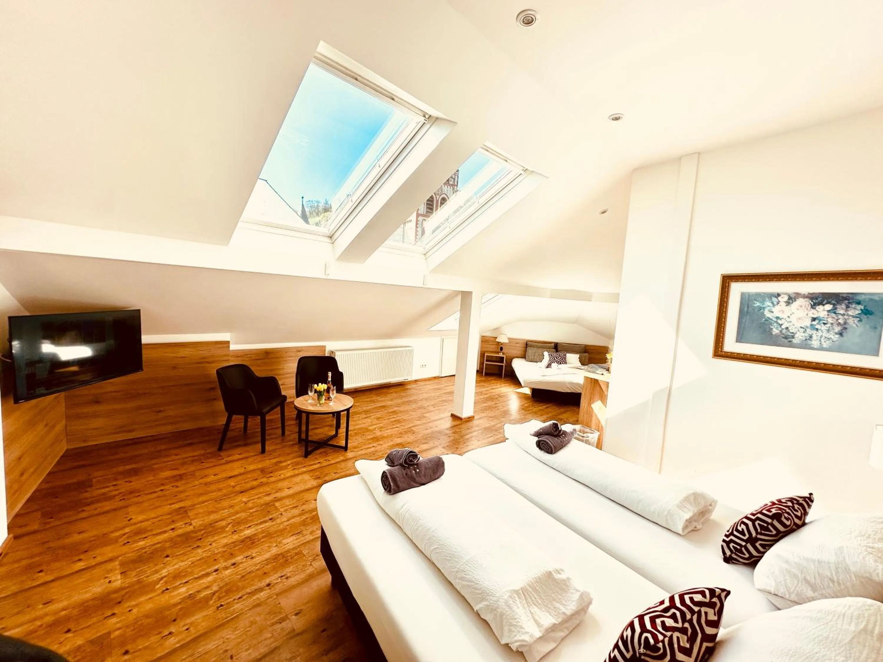 Photo of the whole room, Bed in Hotel am Markt Bacharach