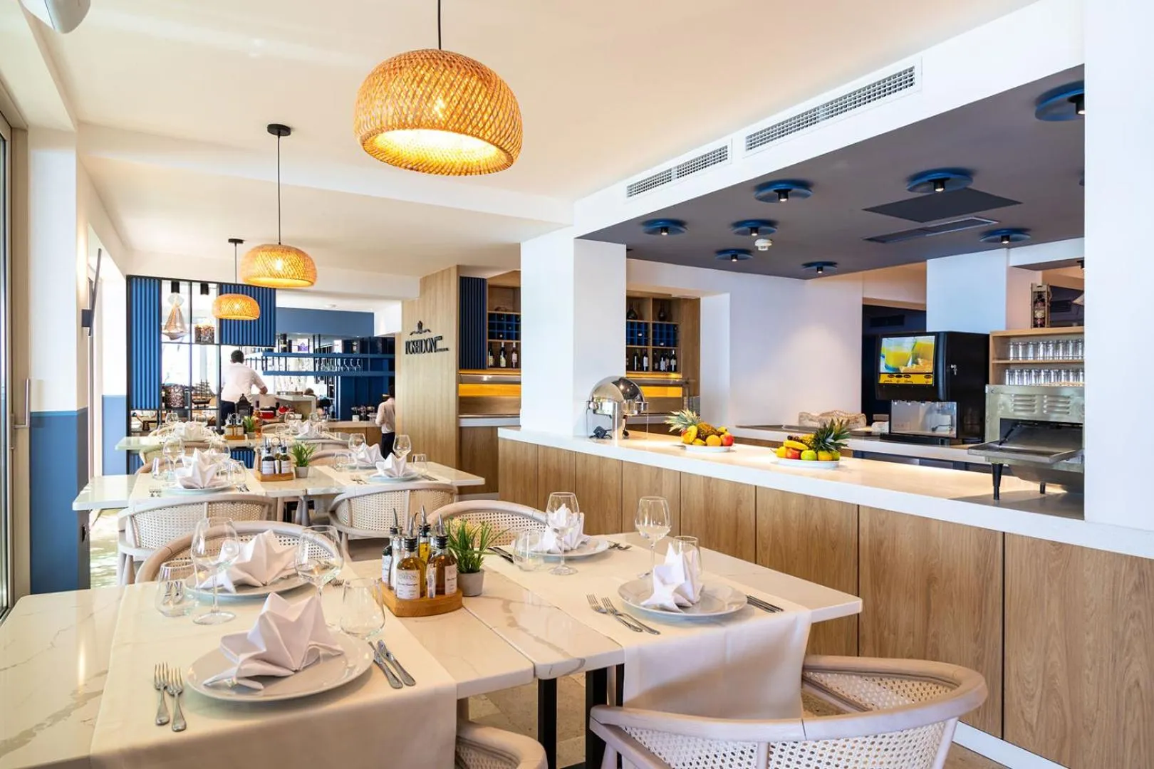 Restaurant/places to eat in Poseidon The Beach Hotel