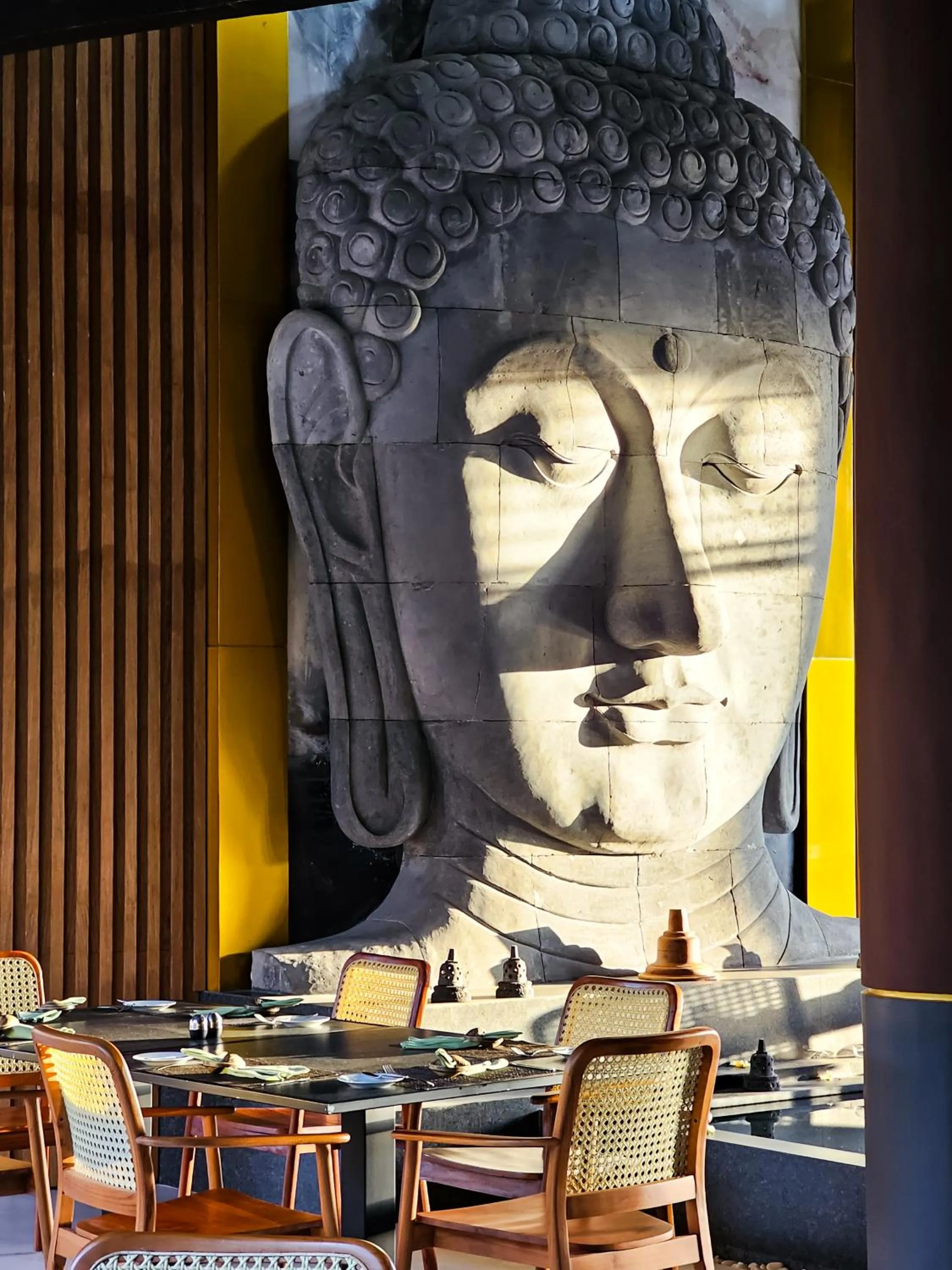 Restaurant/places to eat in Hotel Le Temple Borobudur