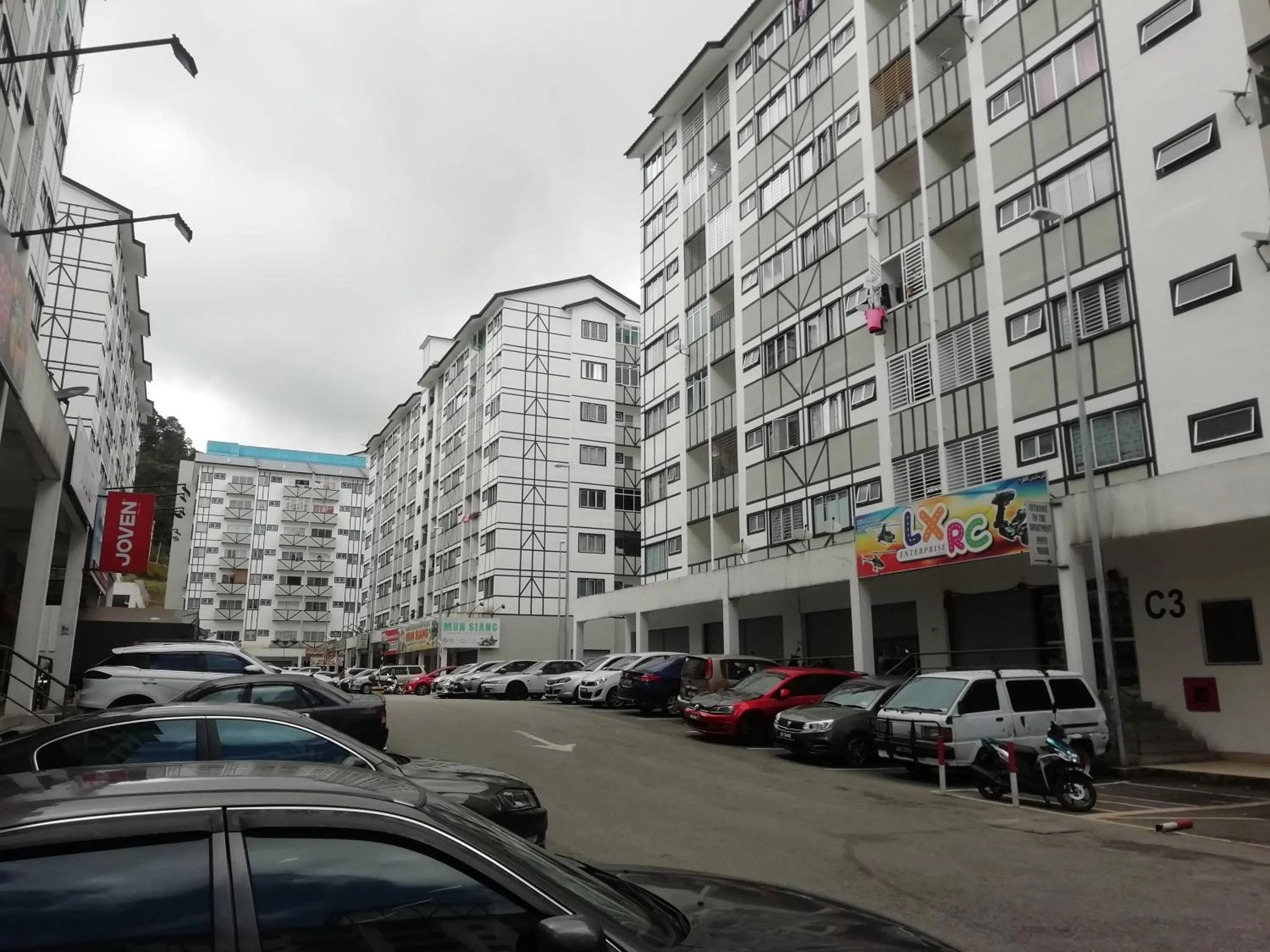 On site in Nur ala Nur space @ Cameron Jaya