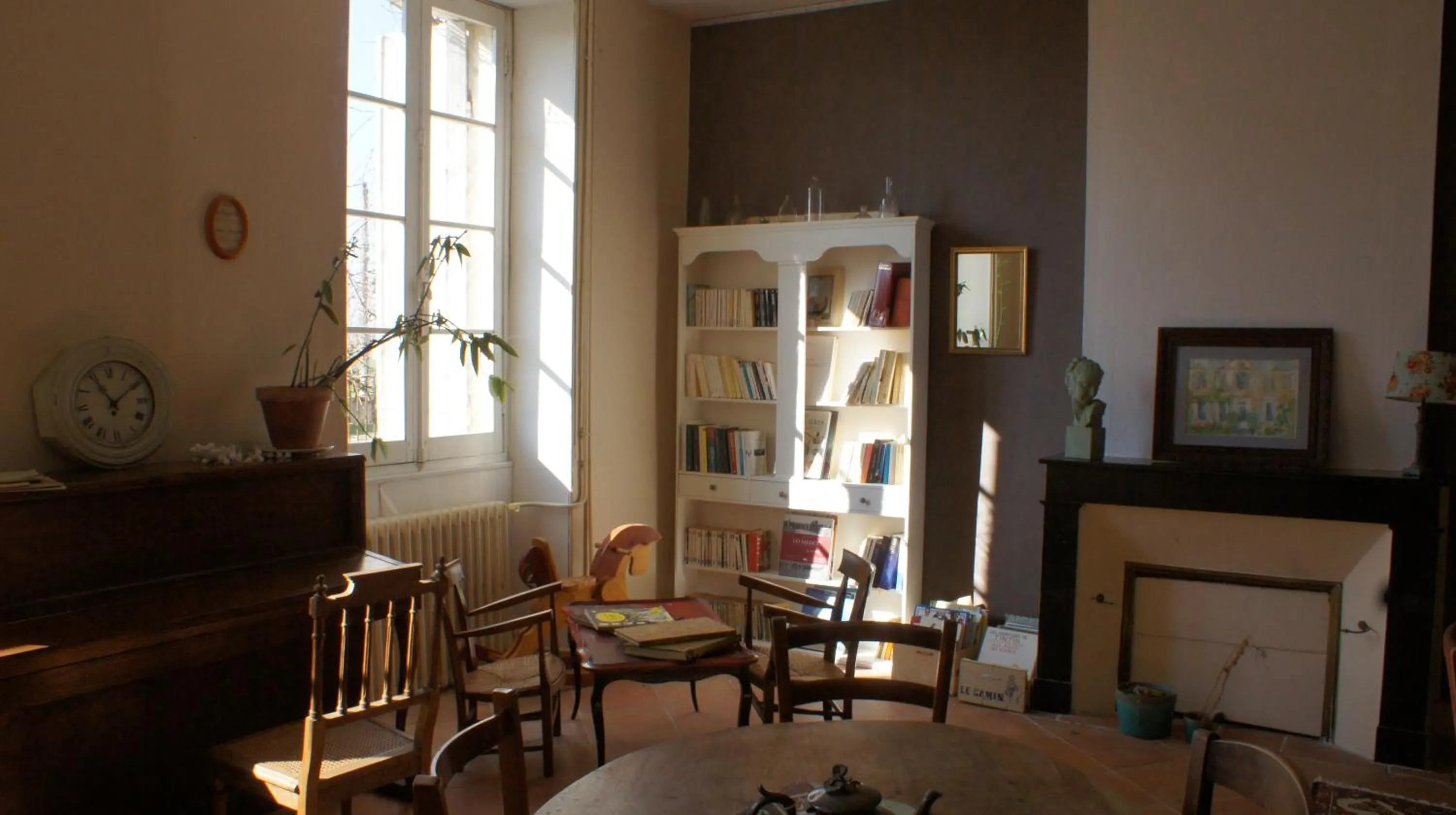 Library in Chambres d'hôtes La Hourqueyre
