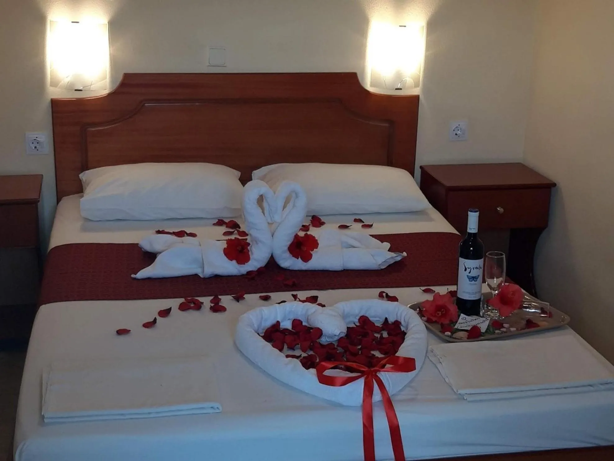 Bed in Apartmenthotel Sithon
