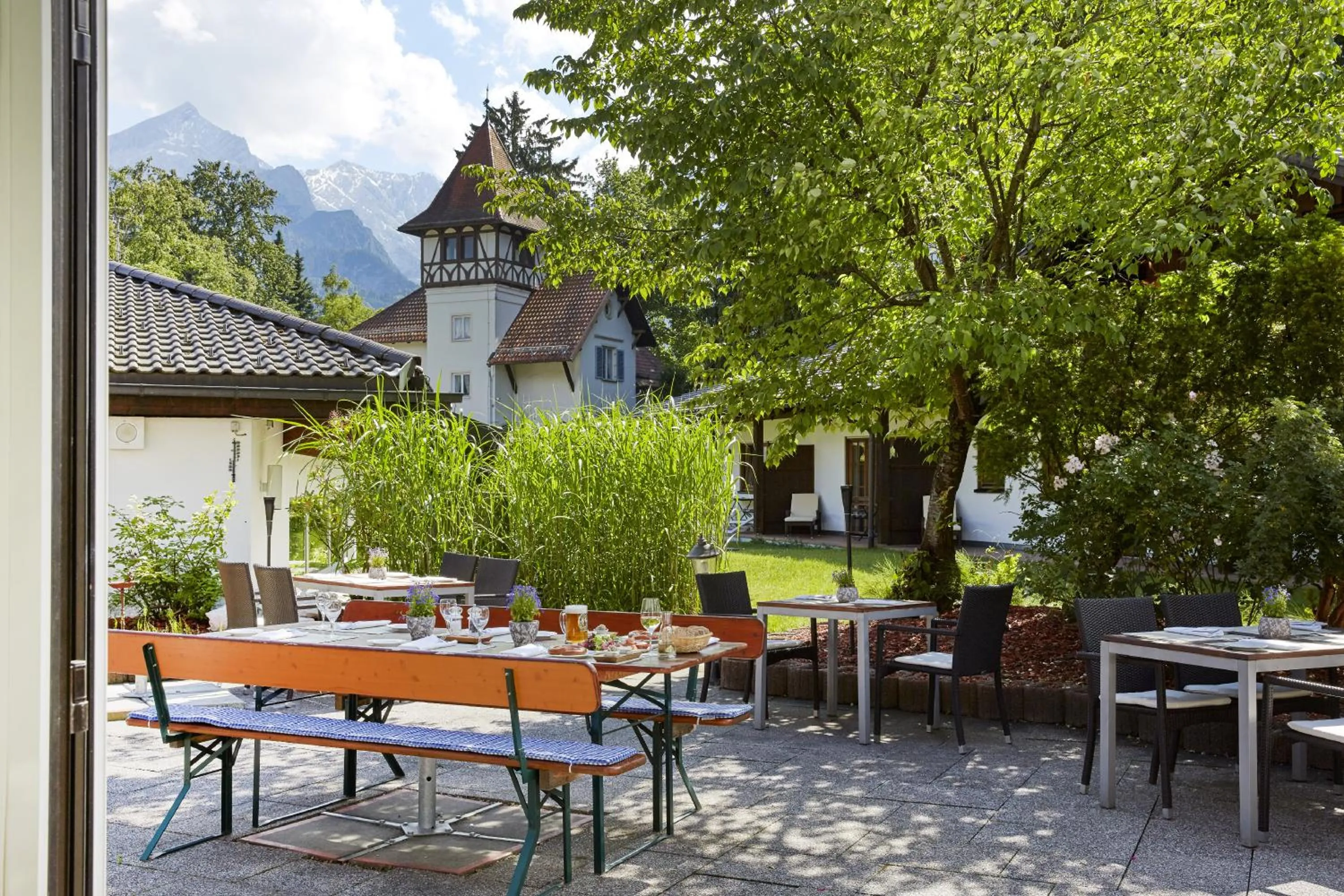 Patio in HYPERION Hotel Garmisch - Partenkirchen