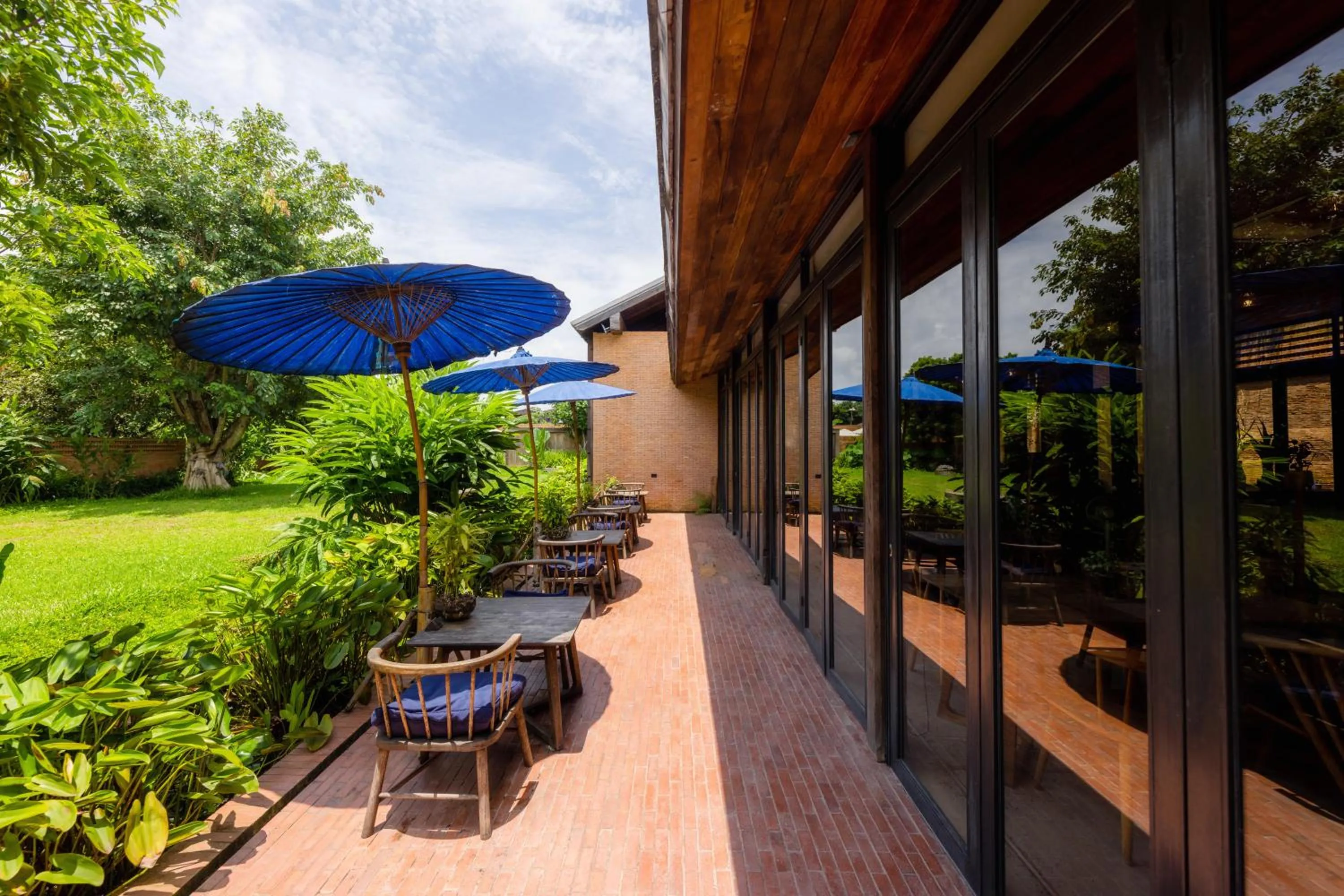 Restaurant/places to eat in Athita The Hidden Court Chiang Saen Boutique Hotel