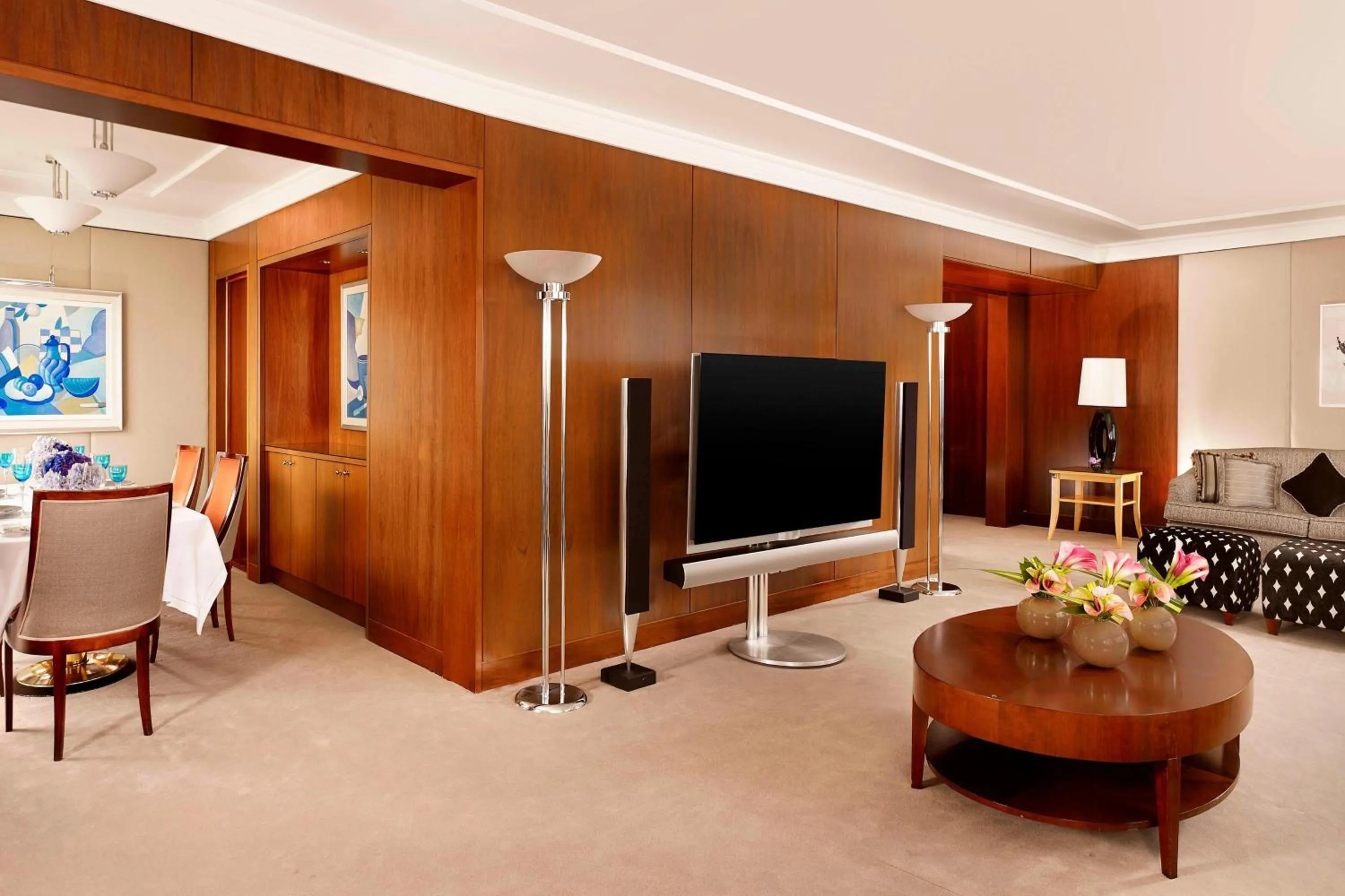 Photo of the whole room in Hotel President Wilson, a Luxury Collection Hotel, Geneva