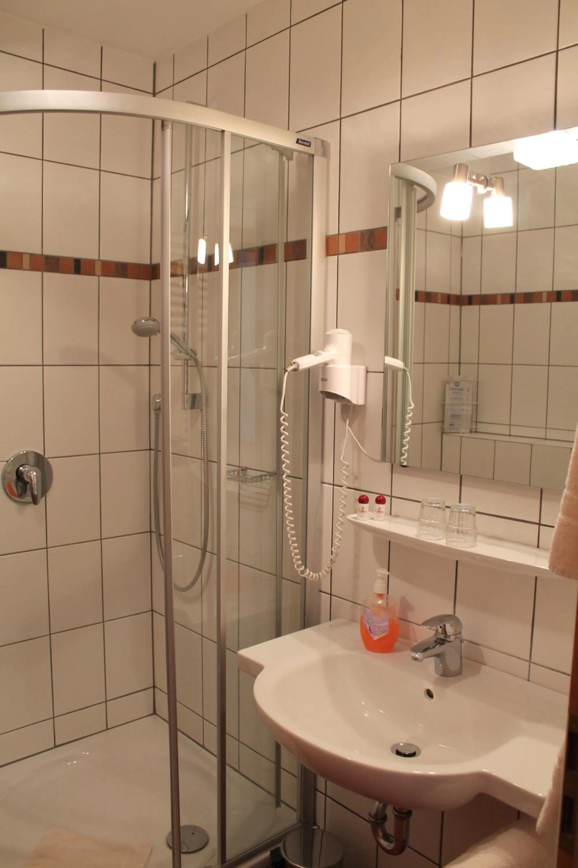 Shower in Schwarzes Lamm