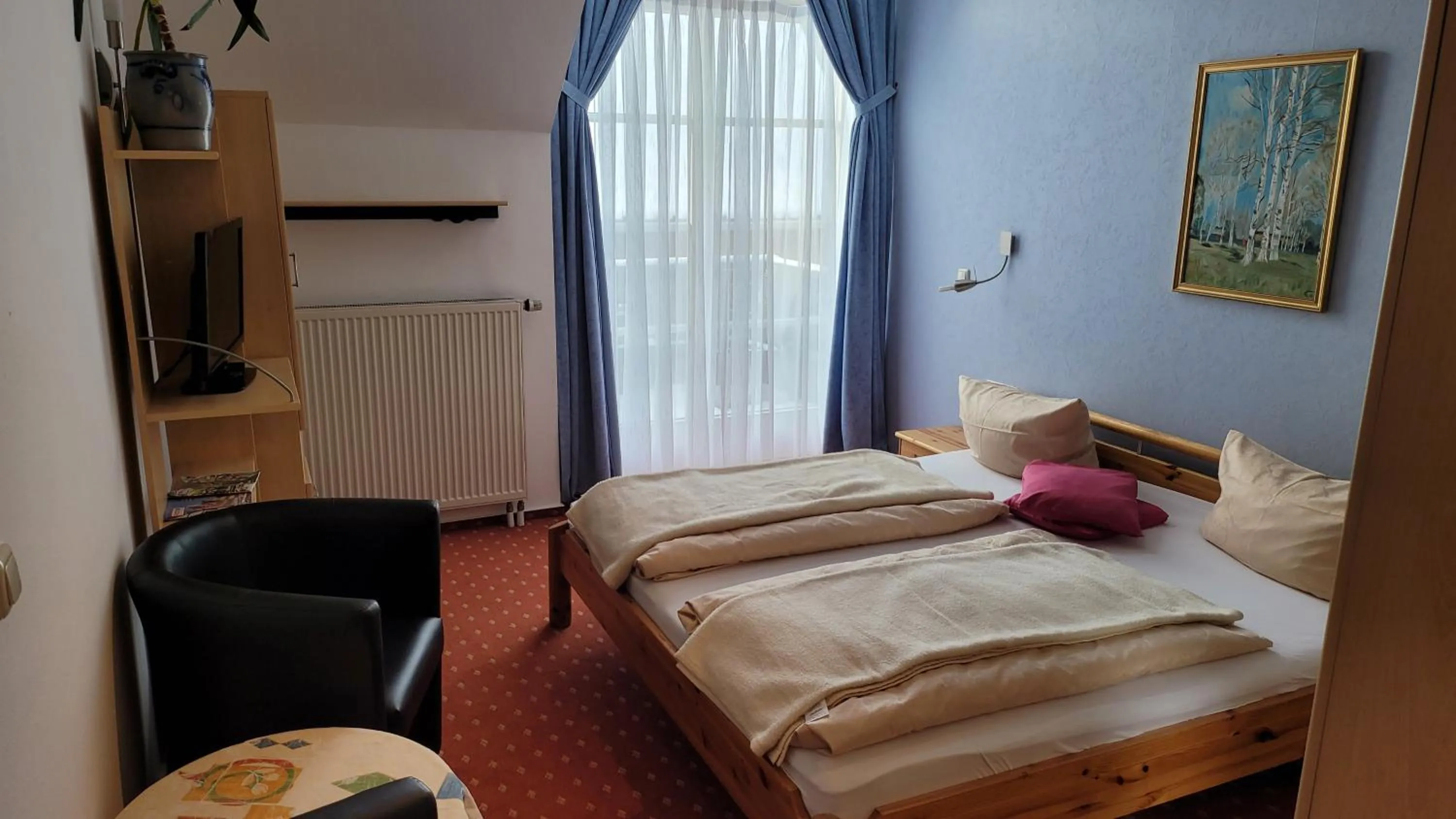 Bed in Schwarzes Lamm