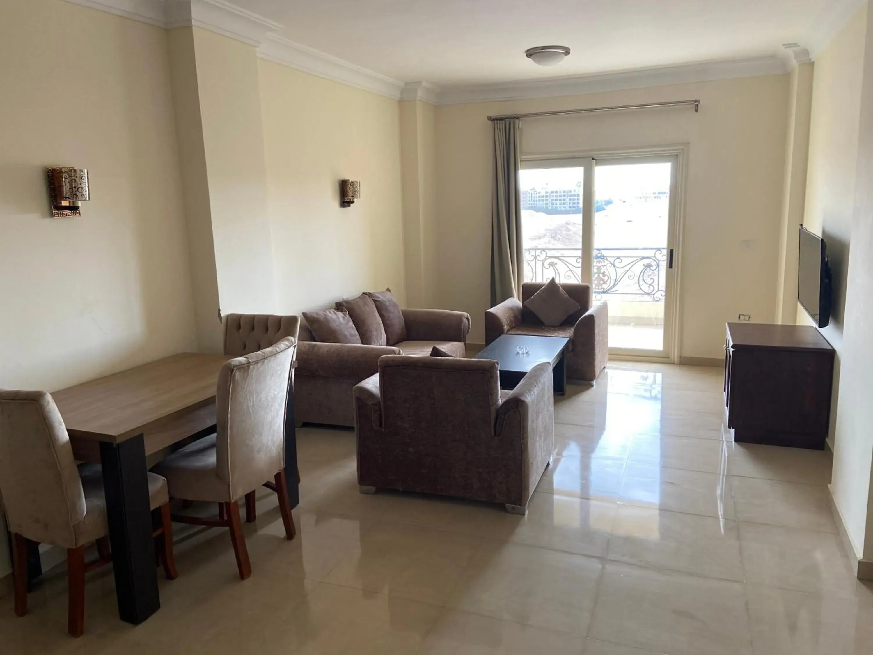 Two-Bedroom Apartment with Sea View in Bahga Palace 5 Residential Apartments Two-Bedroom Apartment with Sea View in Bahga Palace 5 Residential Apartments