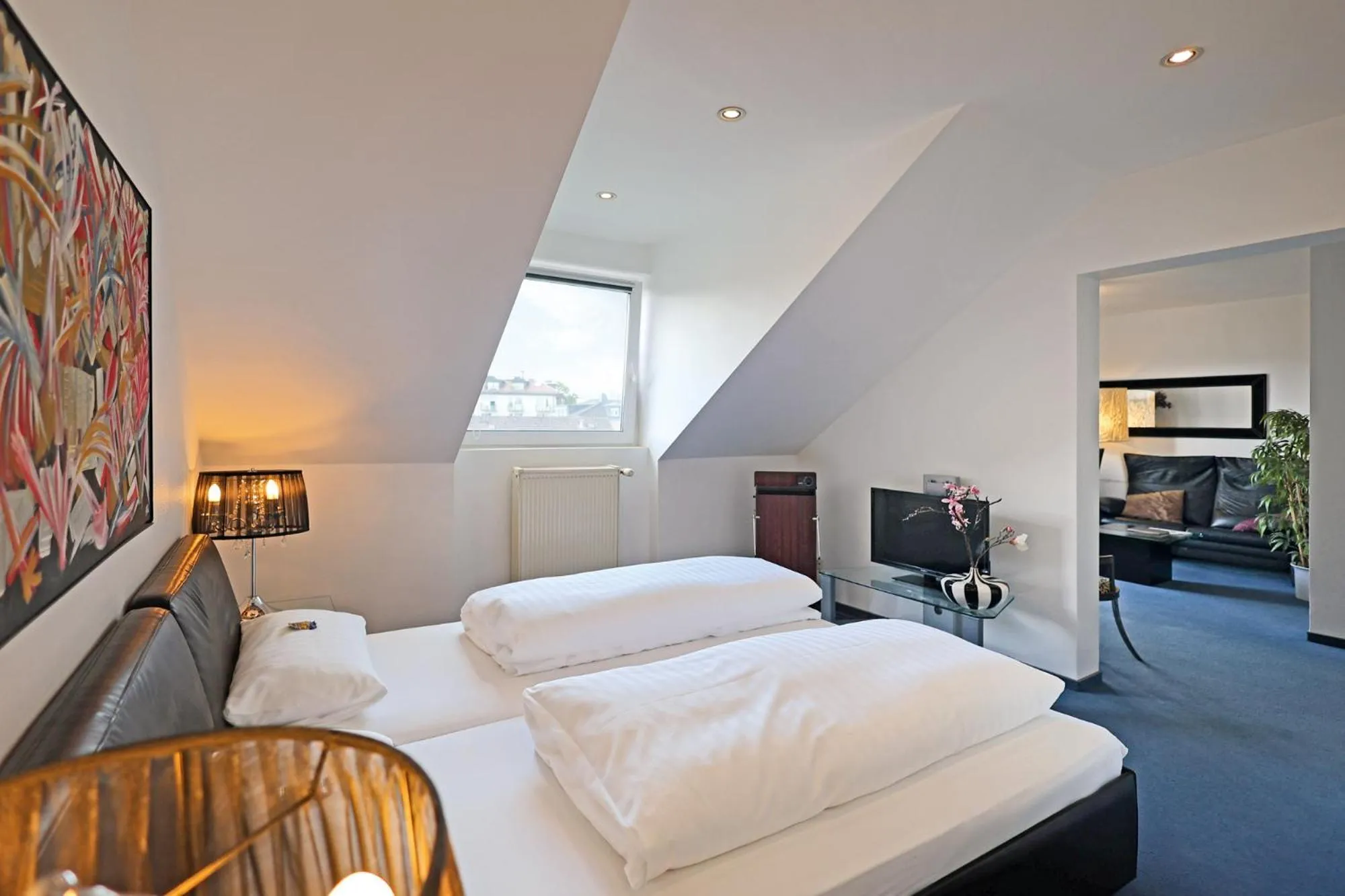 Photo of the whole room, Bed in Hotel am Zoo