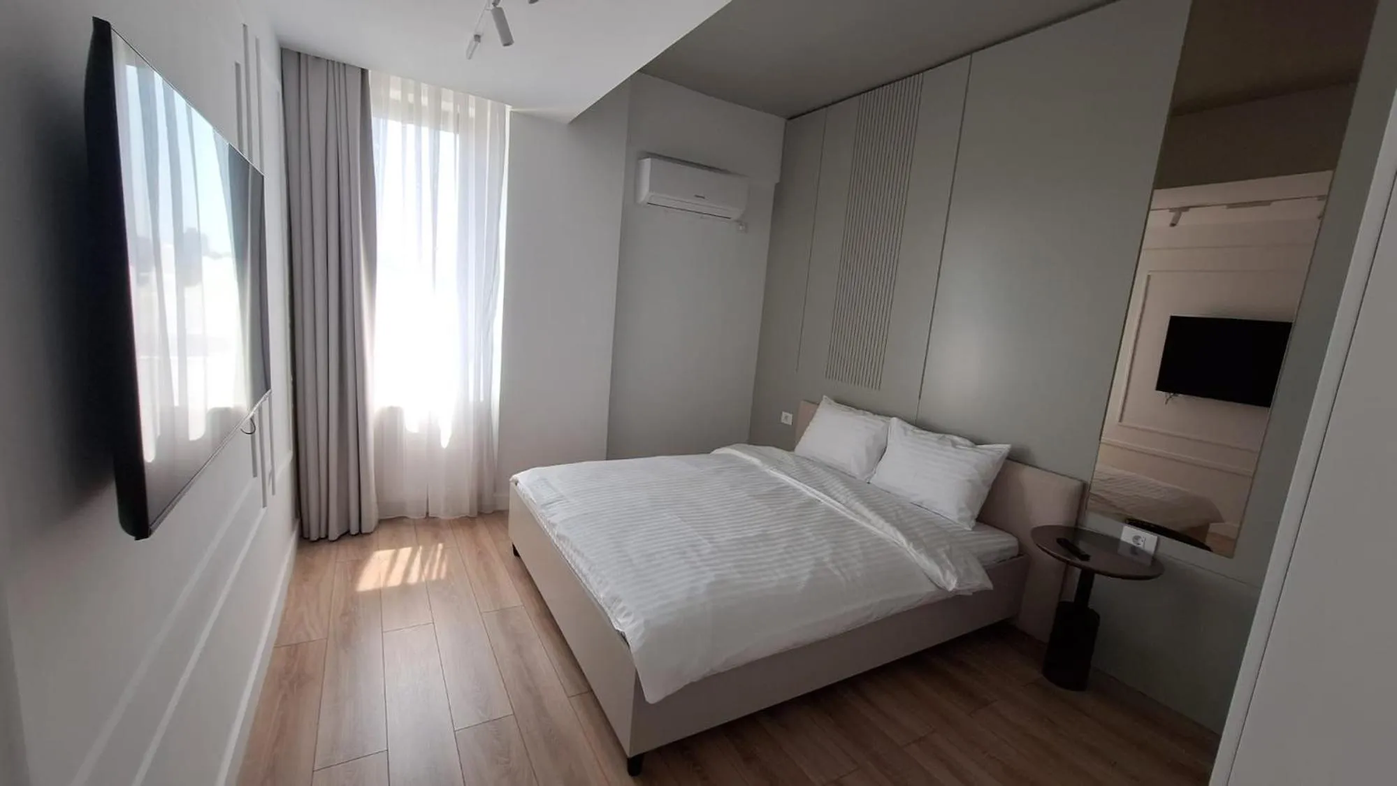 Bed in Solid Magic Apart Hotel