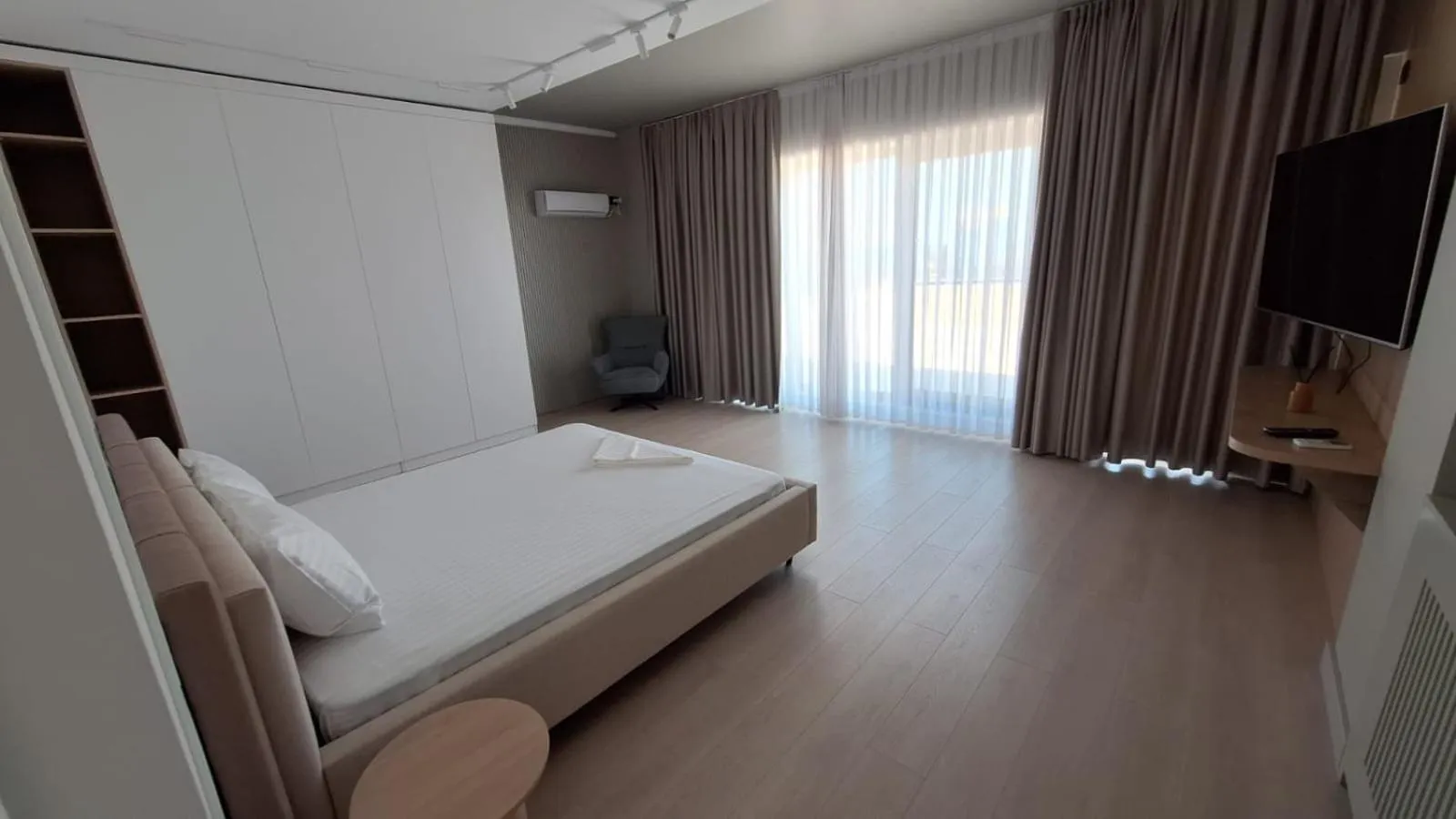 Bed in Solid Magic Apart Hotel