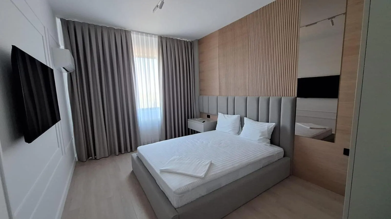 Bed in Solid Magic Apart Hotel