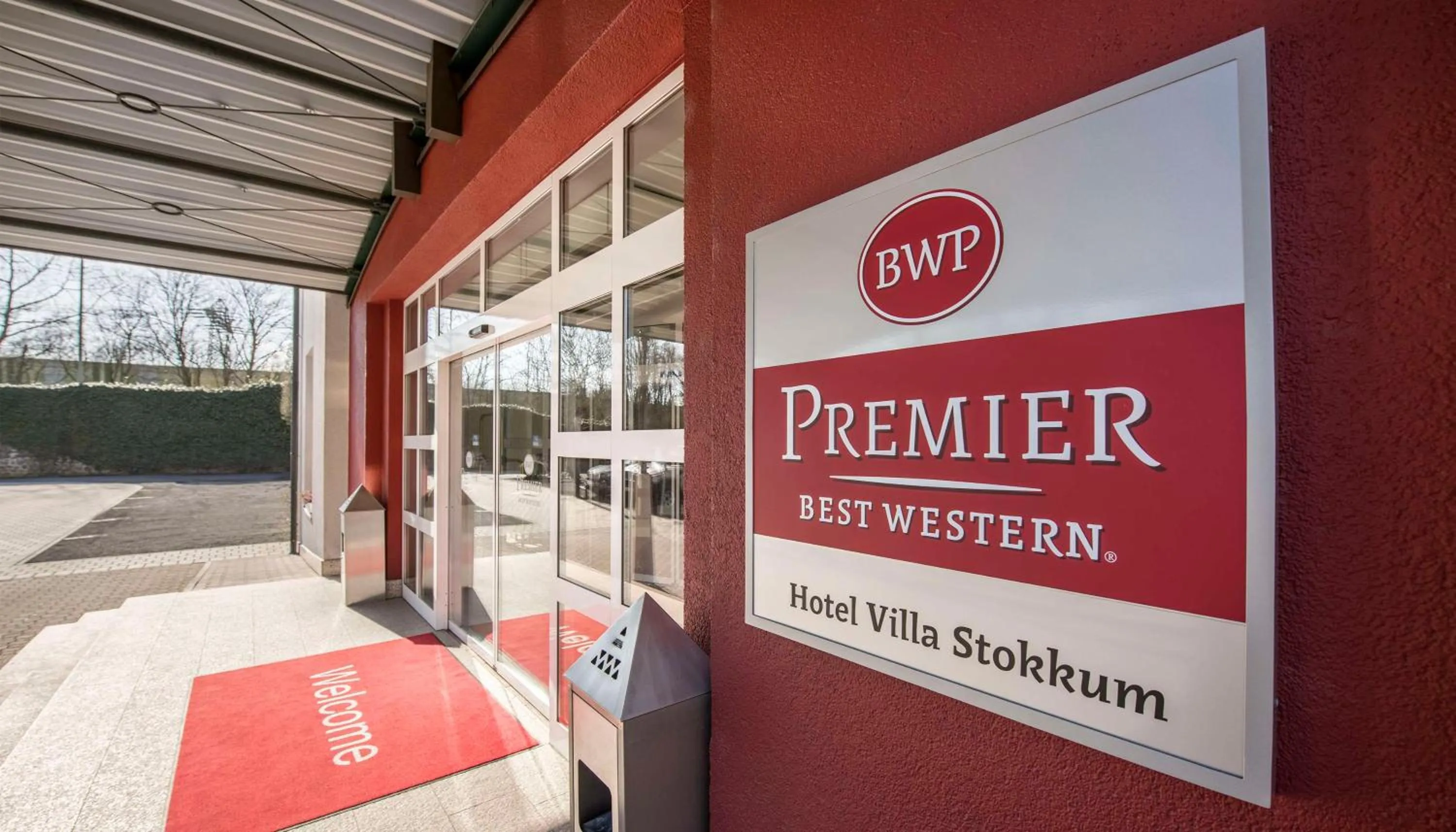 Property building in Best Western Premier Hotel Villa Stokkum