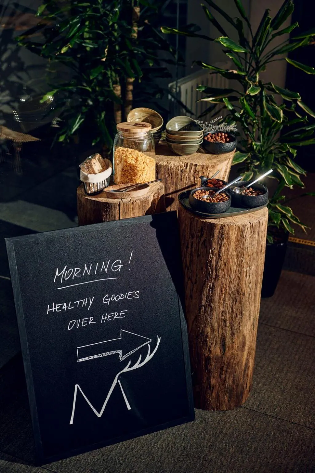 Restaurant/places to eat in Hotel Republika