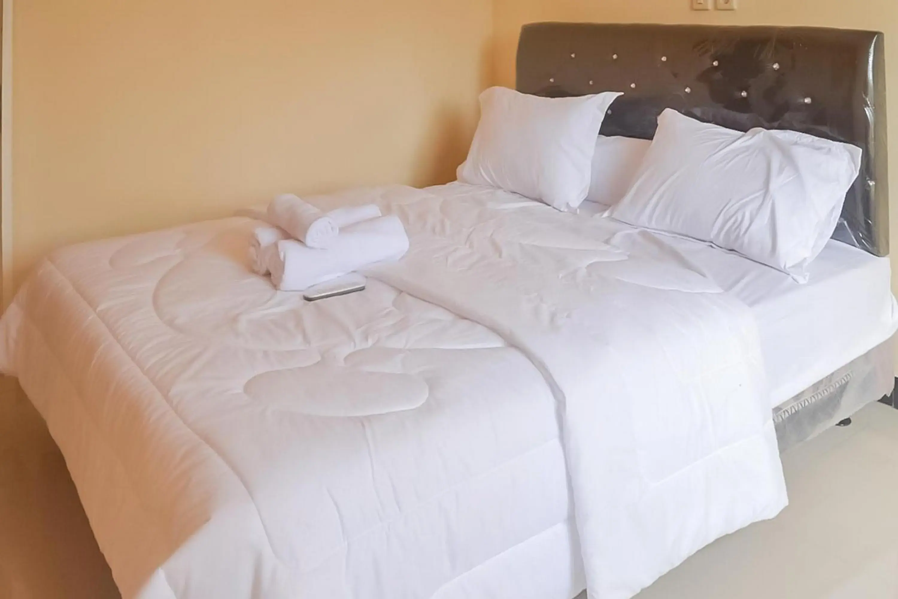 Artayya Puri Homestay near Terminal Purabaya Madiun Mitra RedDoorz Artayya Puri Homestay near Terminal Purabaya Madiun Mitra RedDoorz