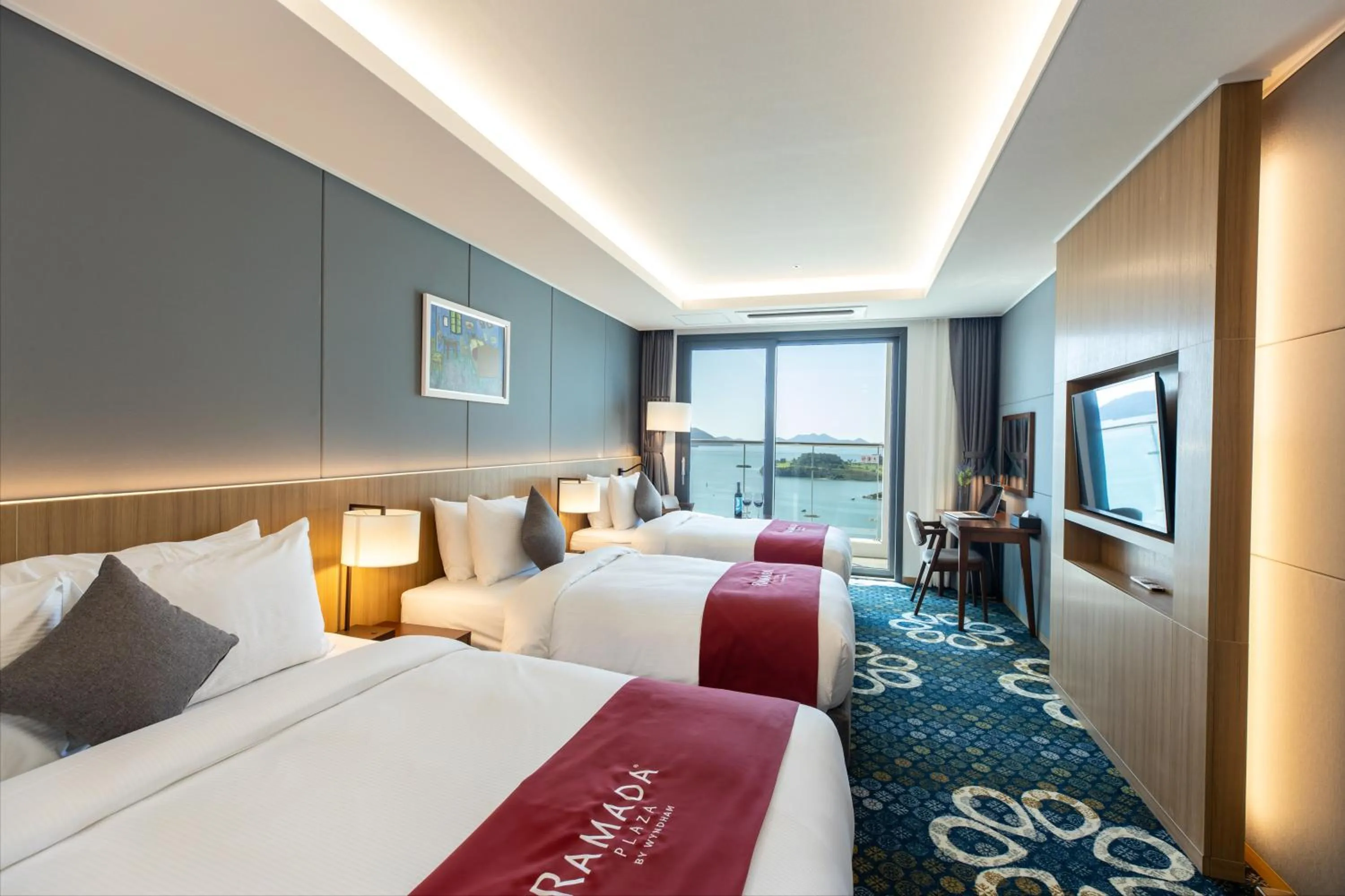 Bed in Ramada Plaza by Wyndham Dolsan Yeosu