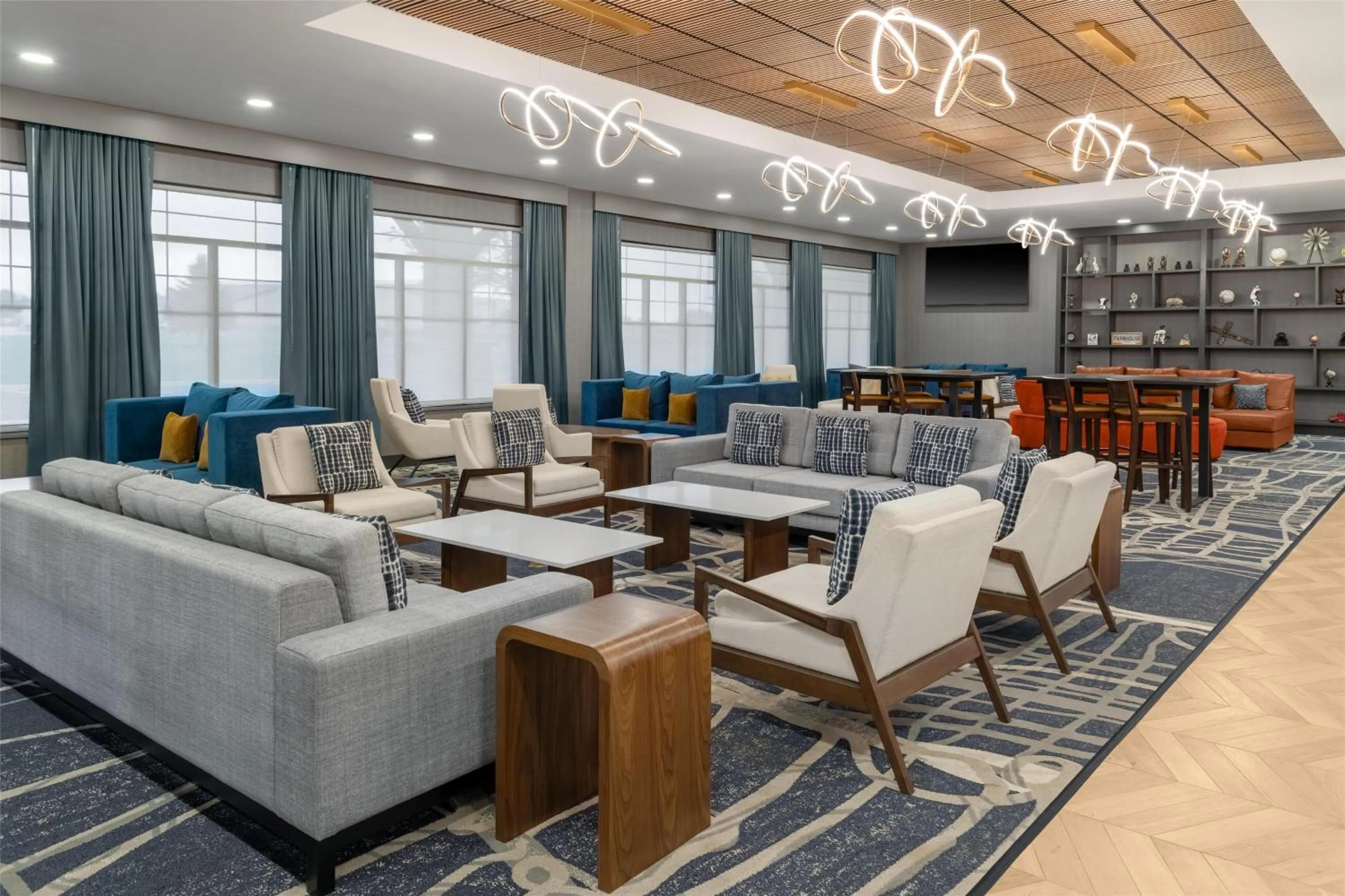 Lobby or reception in Doubletree By Hilton Owatonna