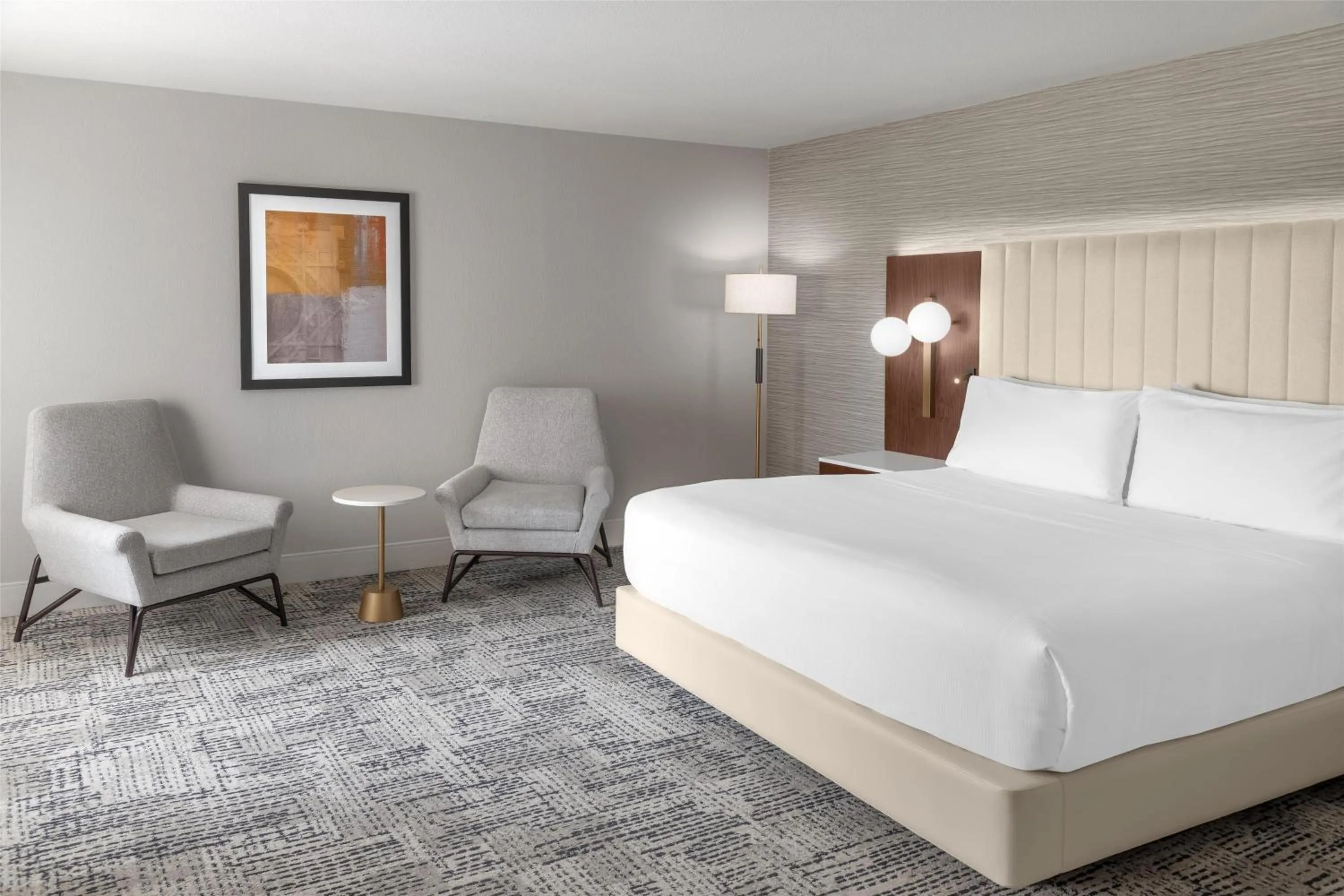 Bed in Doubletree By Hilton Owatonna