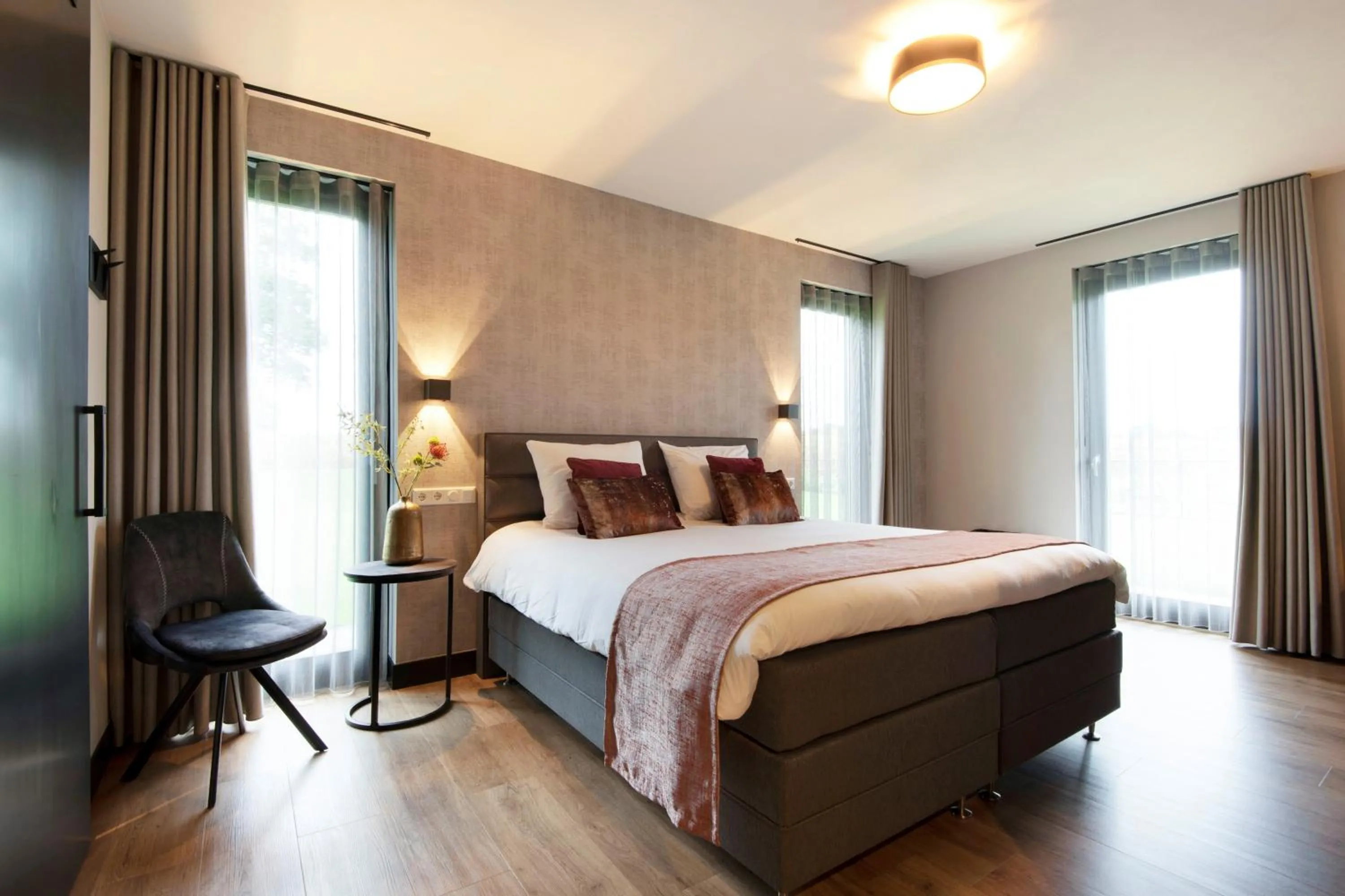 Photo of the whole room, Bed in Op dn Kreijtenberg